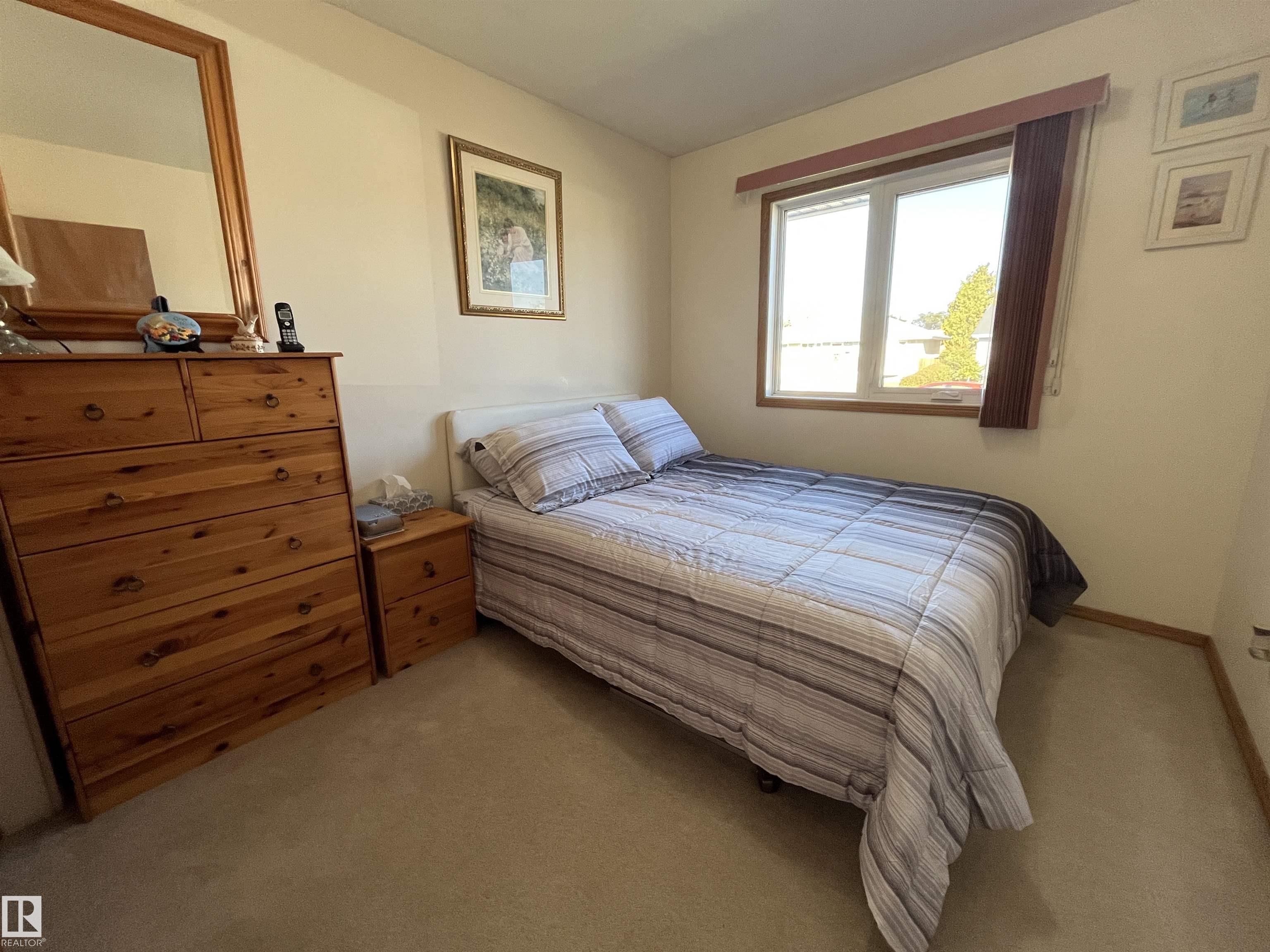 Photo 13 at 16131 110b Avenue NW, Mayfield, Edmonton