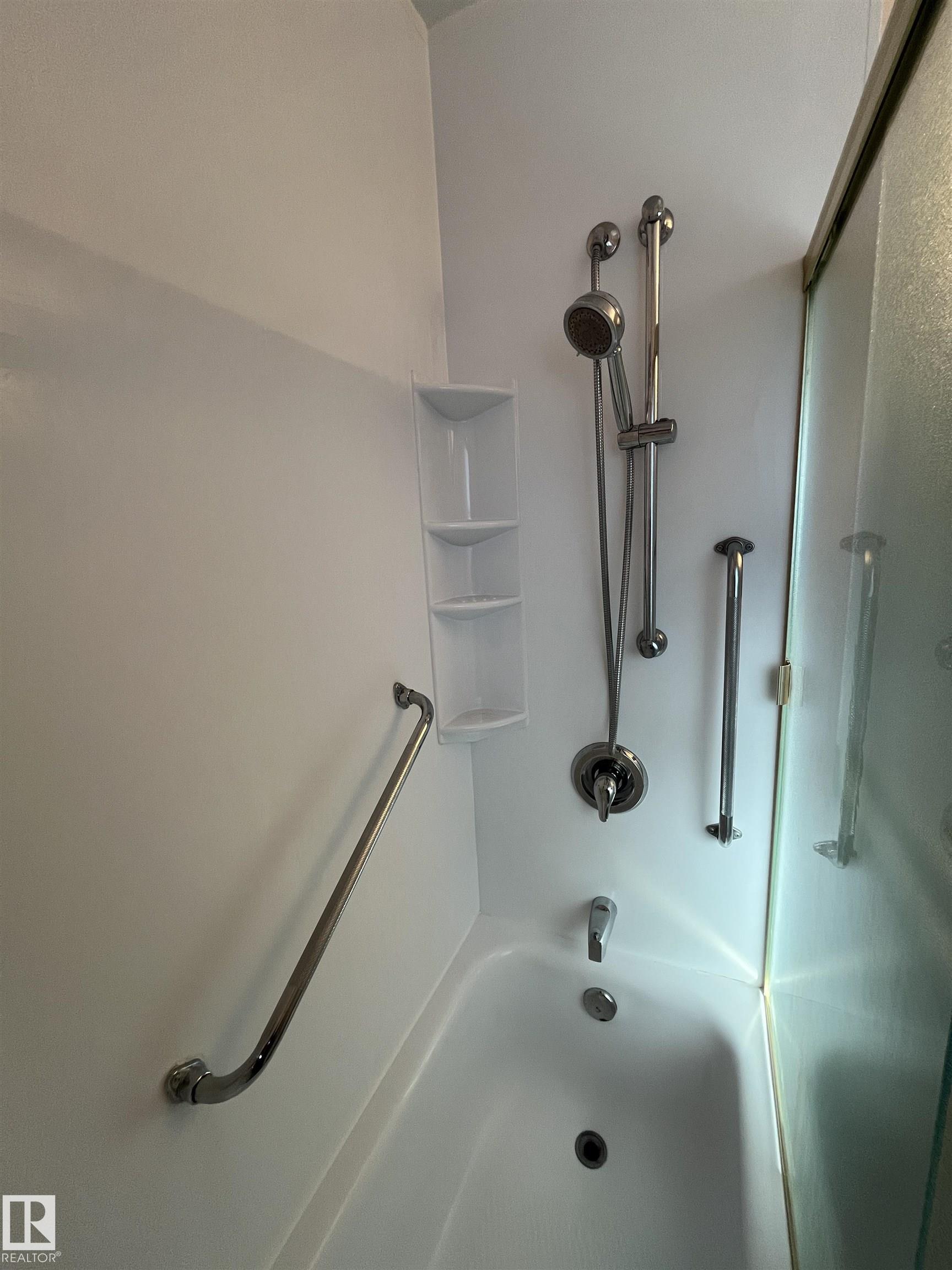 Photo 18 at 16131 110b Avenue NW, Mayfield, Edmonton