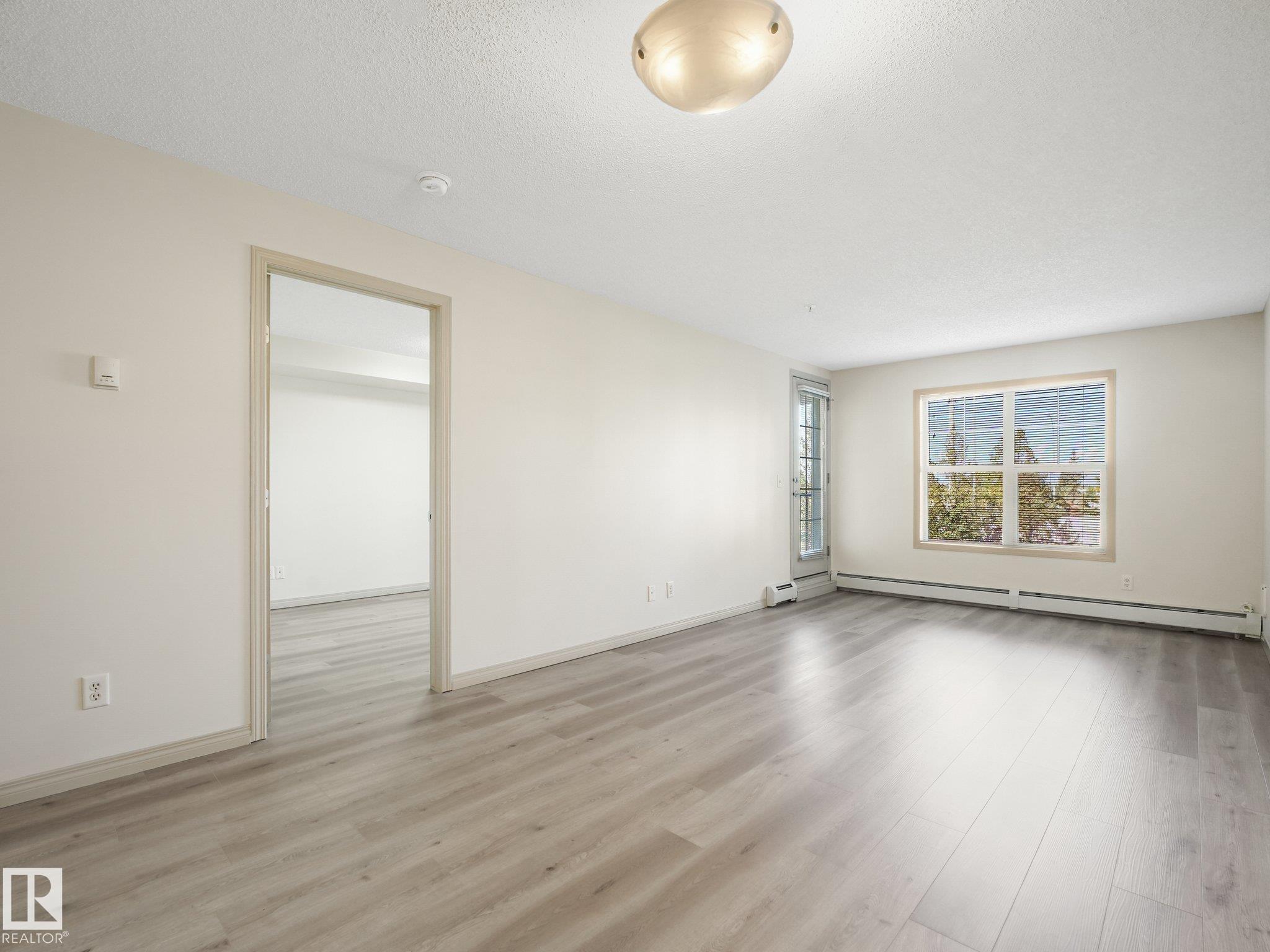 Photo 12 at 214 - 11445 Ellerslie Road SW, Rutherford, Edmonton