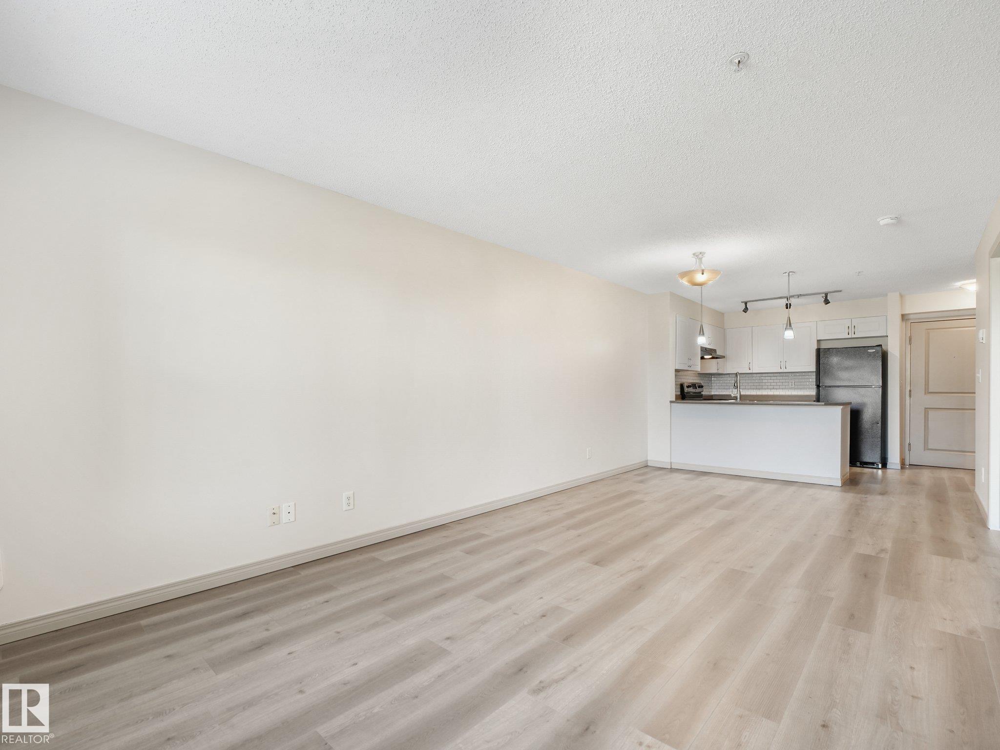 Photo 14 at 214 - 11445 Ellerslie Road SW, Rutherford, Edmonton