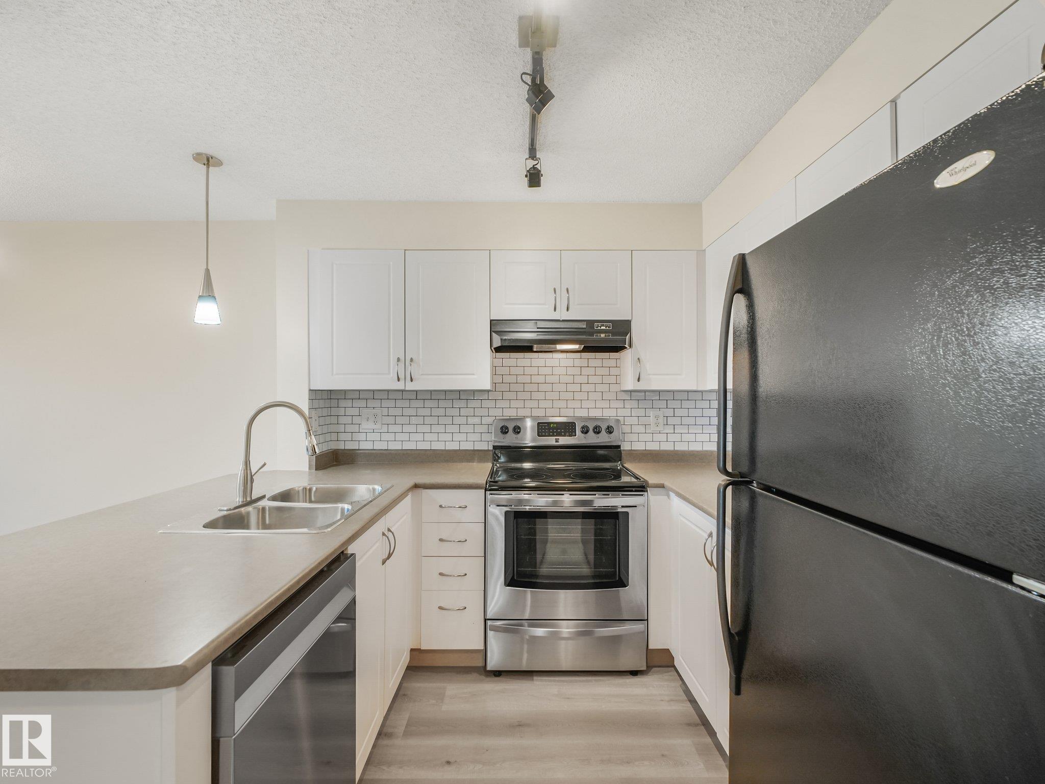 Photo 21 at 214 - 11445 Ellerslie Road SW, Rutherford, Edmonton