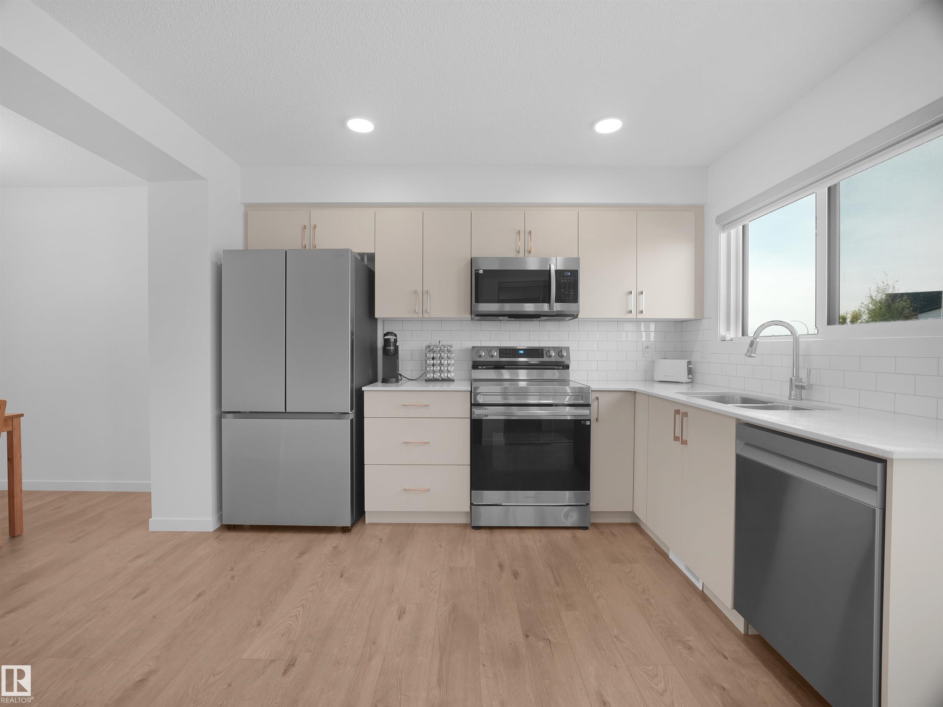 Photo 15 at 44 - 1025 Secord Promenade NW, Secord, Edmonton
