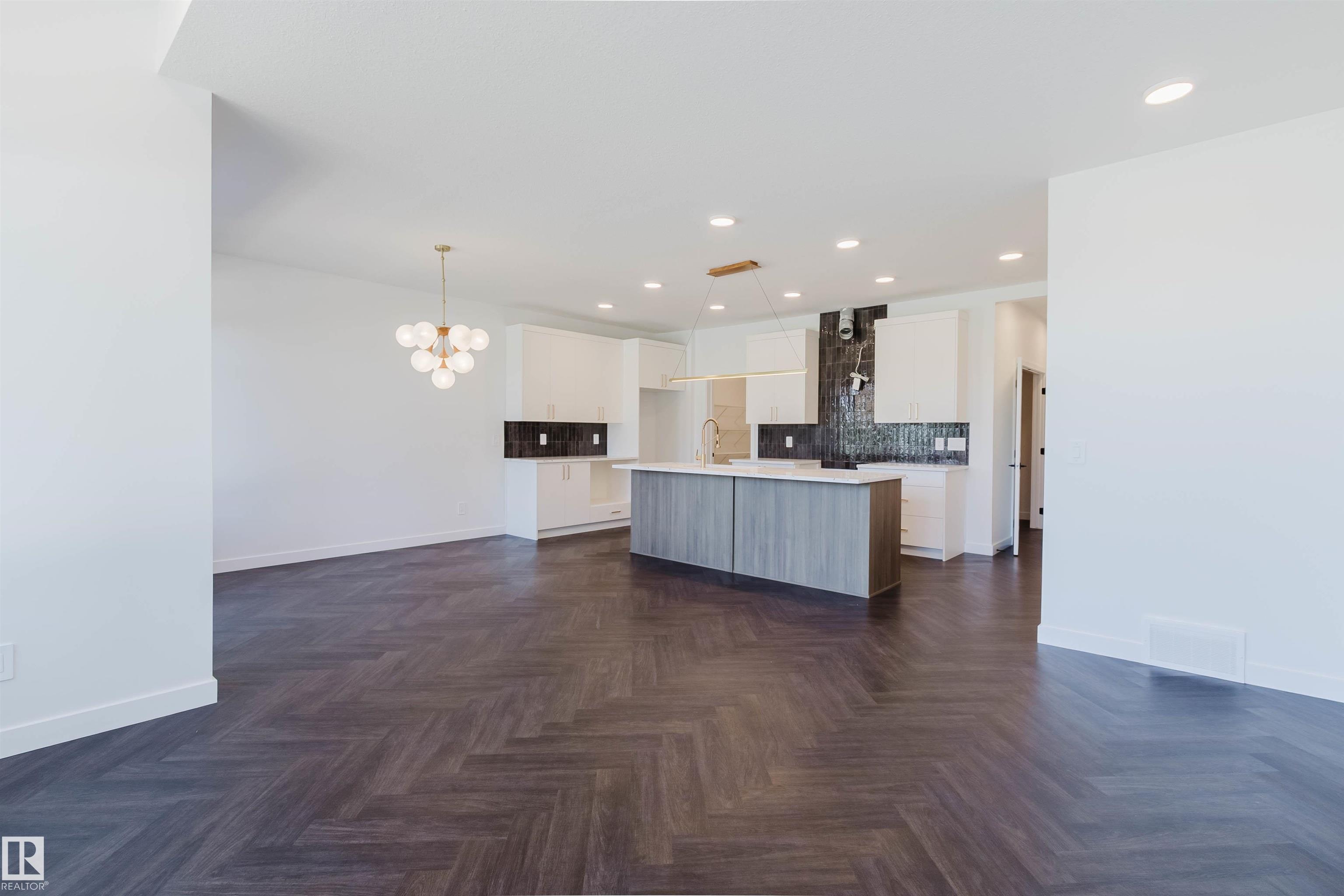 Photo 16 at 20624 43 Avenue NW, Edgemont, Edmonton