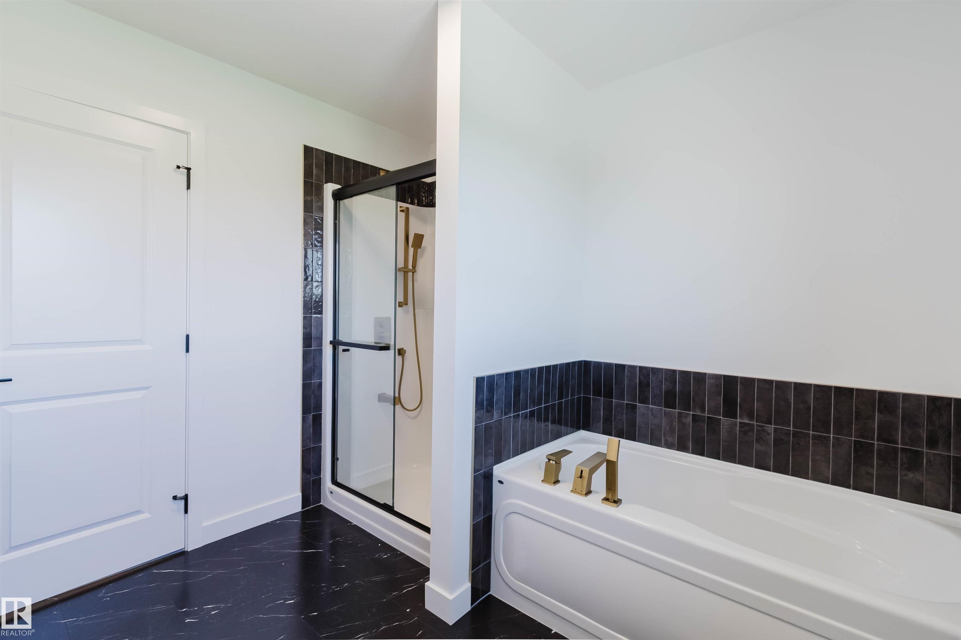 Photo 32 at 20624 43 Avenue NW, Edgemont, Edmonton
