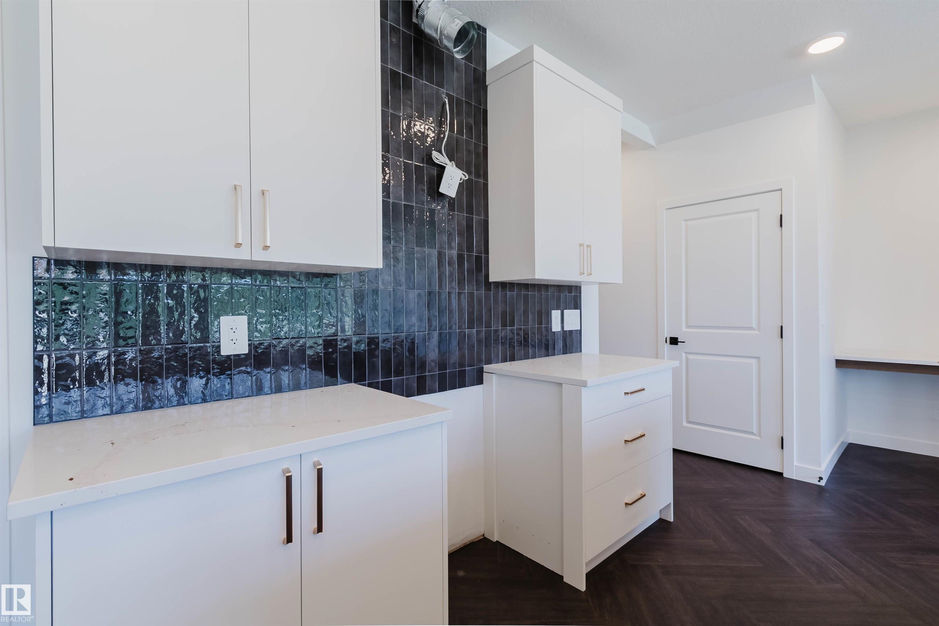 Photo 8 at 20624 43 Avenue NW, Edgemont, Edmonton