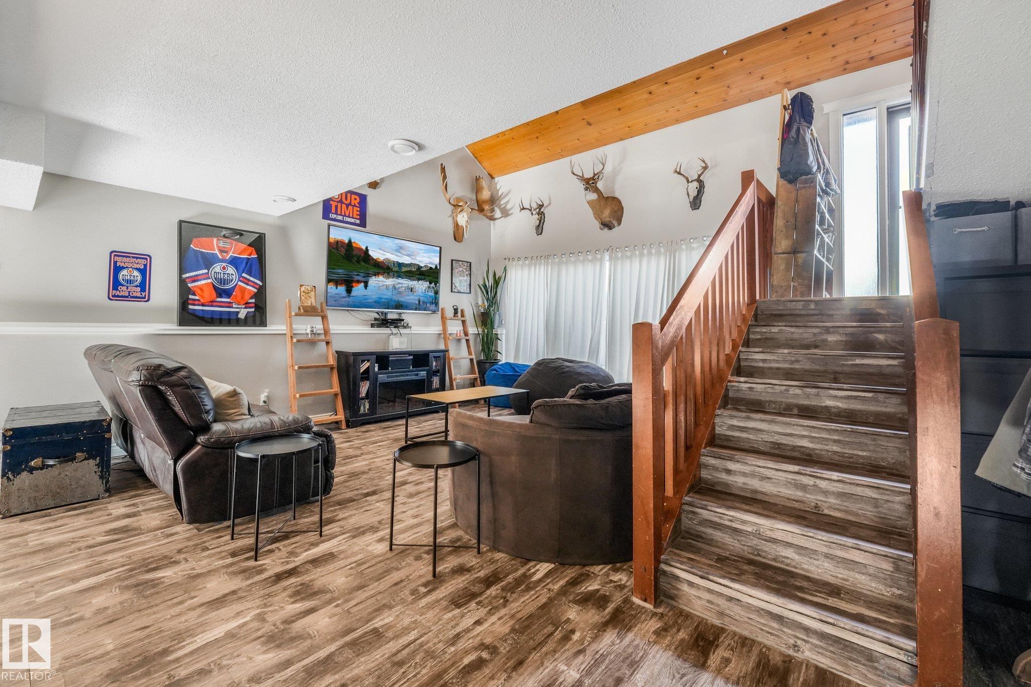 https://zimg.paragon.ice.com/ParagonImages/Property/PM/RAE/225424413/33/0/0/cec000d5106ce084c2f7139e0cdcdcee/1/2f0b5cc5deda4f48a24b6b818306752d/225424413-ebff1ee4-ea86-48f9-bf7f-9a742a5cf57c.JPG