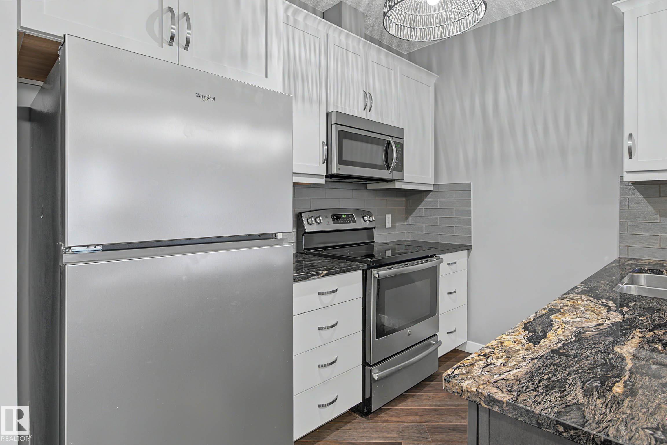 Photo 11 at 410 - 1004 Rosenthal Boulevard NW, Rosenthal, Edmonton