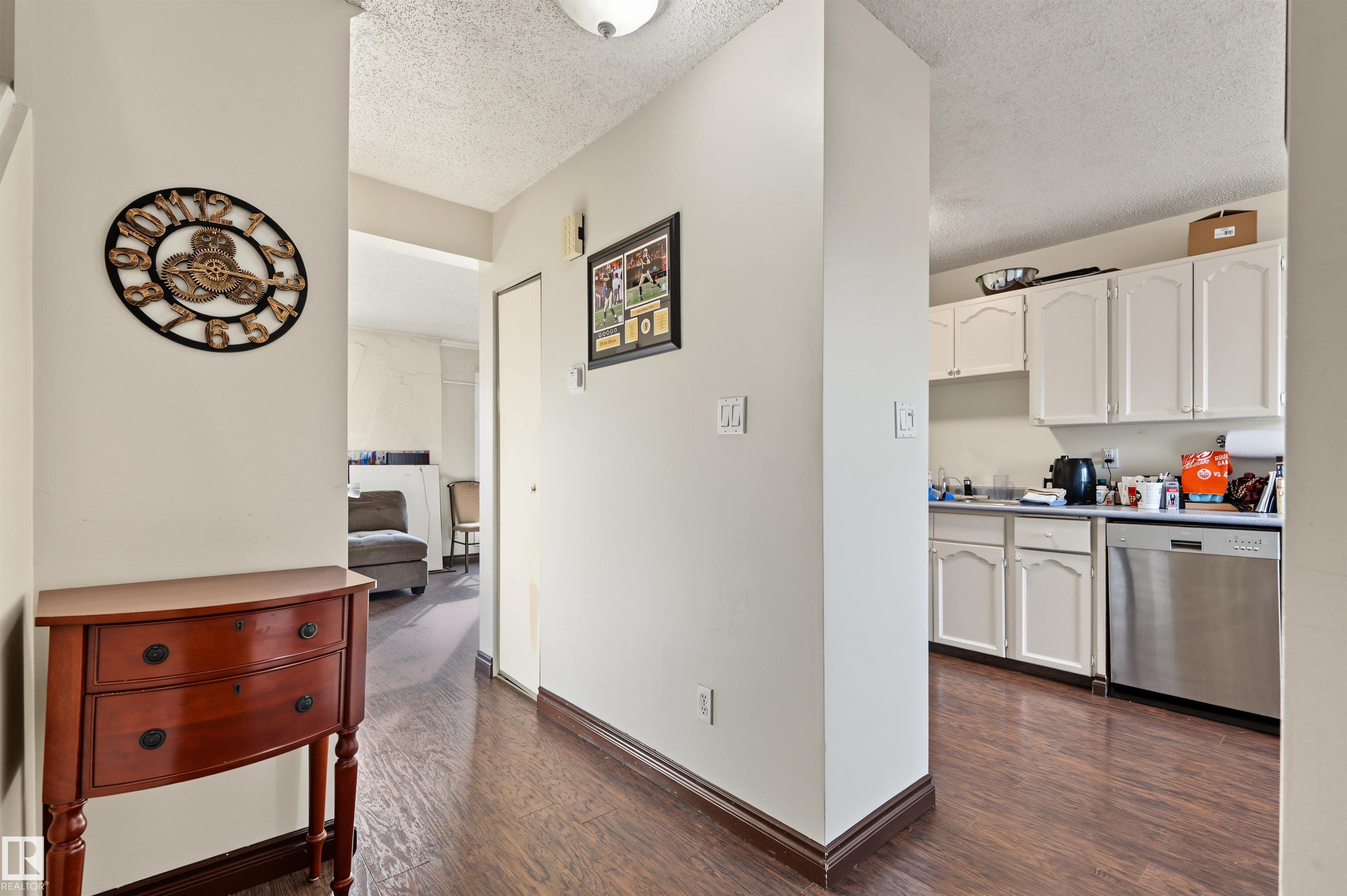 Photo 11 at 53 - 4707 126 Avenue NW, Homesteader, Edmonton
