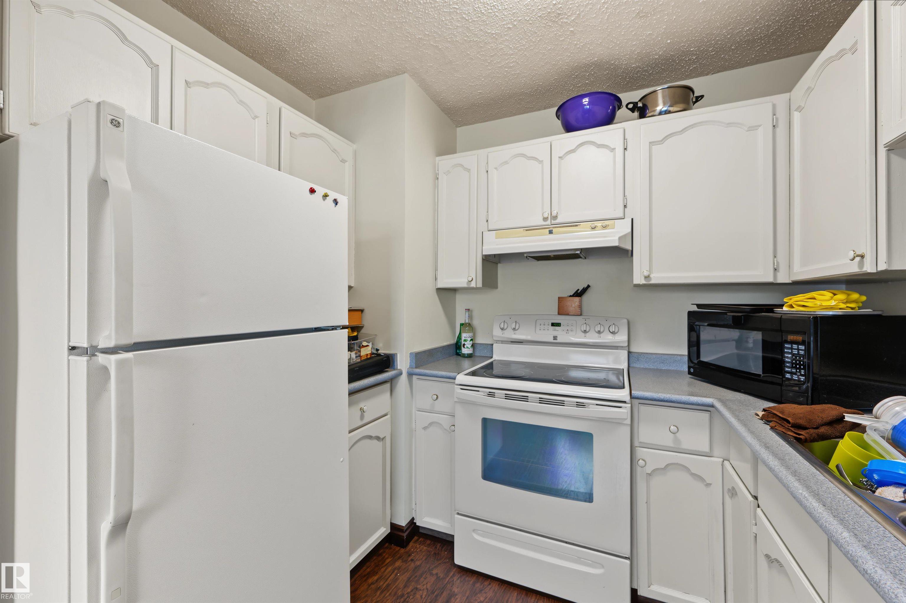 Photo 14 at 53 - 4707 126 Avenue NW, Homesteader, Edmonton