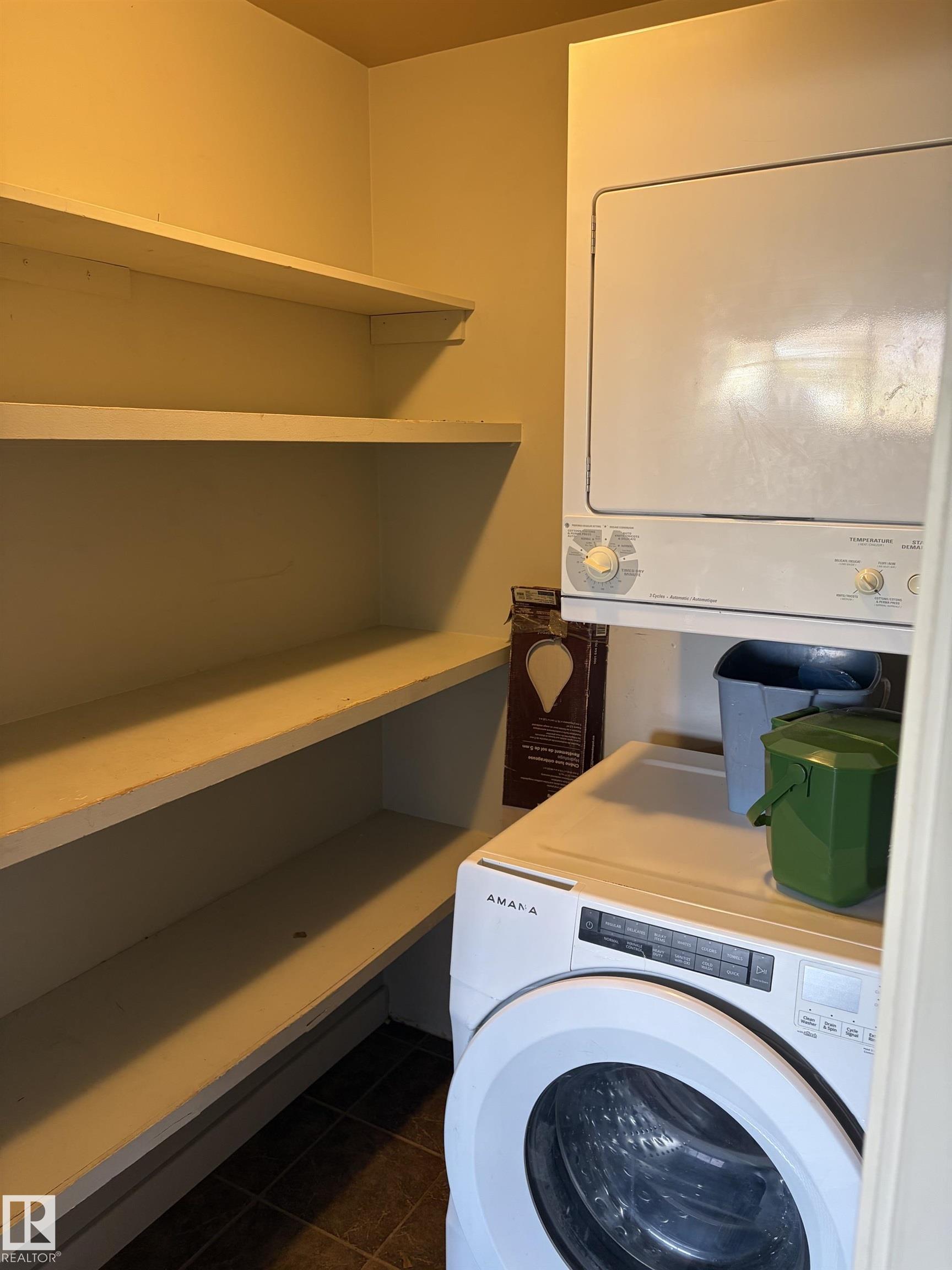 https://zimg.paragon.ice.com/ParagonImages/Property/PM/RAE/225424468/10/0/0/4264fc5e3b8468d34811f7f729de0eef/1/69307c03f440acb13f76947b087ca3f4/225424468-115aaea4-2d1b-4a17-bf32-b5661a733348.JPG
