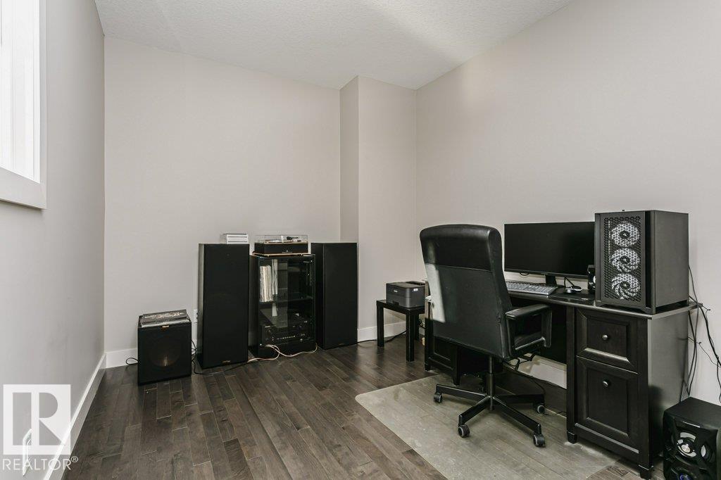 Photo 14 at 1327 158 Street SW, Glenridding Heights, Edmonton
