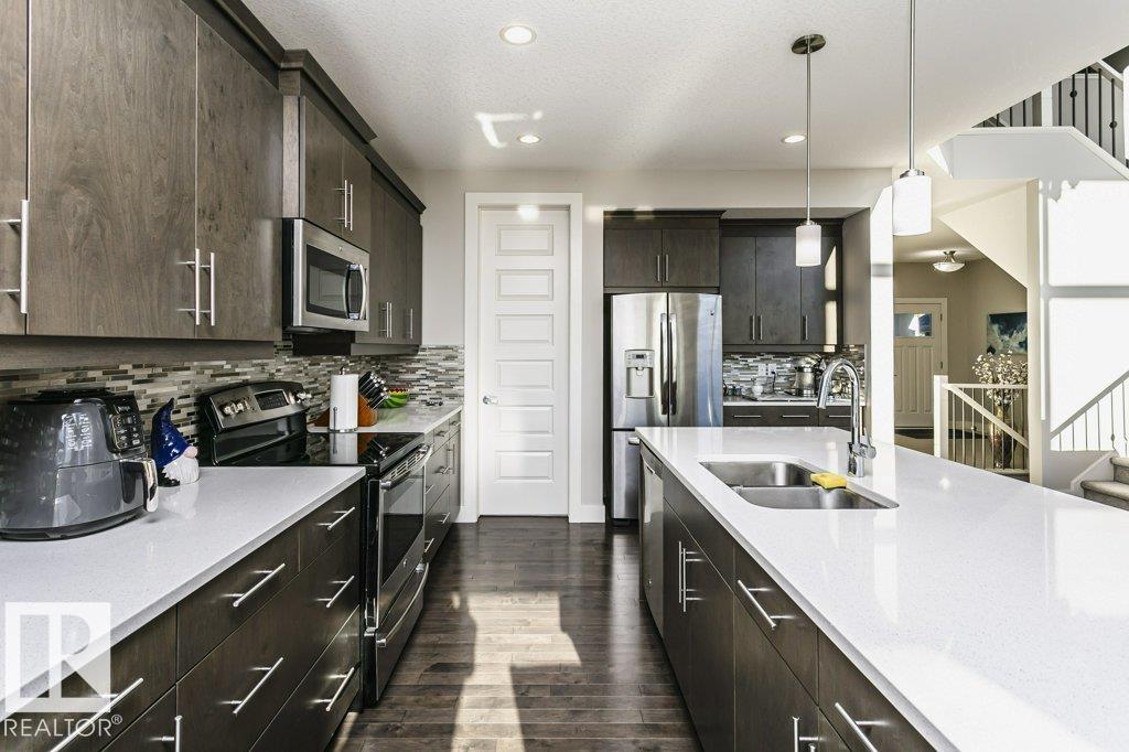 Photo 10 at 1327 158 Street SW, Glenridding Heights, Edmonton