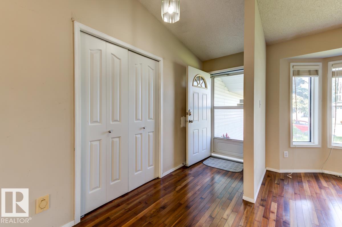 3908 28 Avenue NW, Bisset, Edmonton