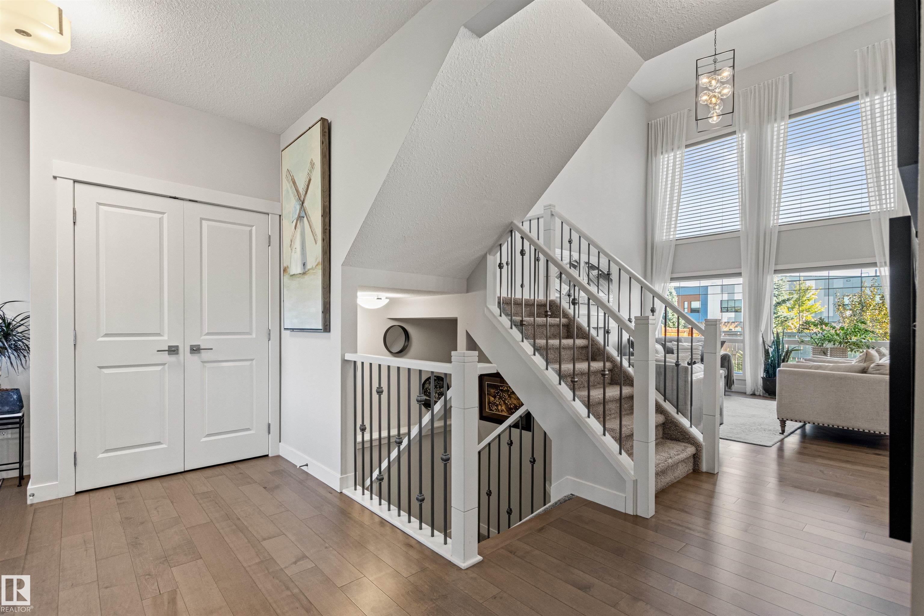 6615 Knox Place SW, Keswick, Edmonton