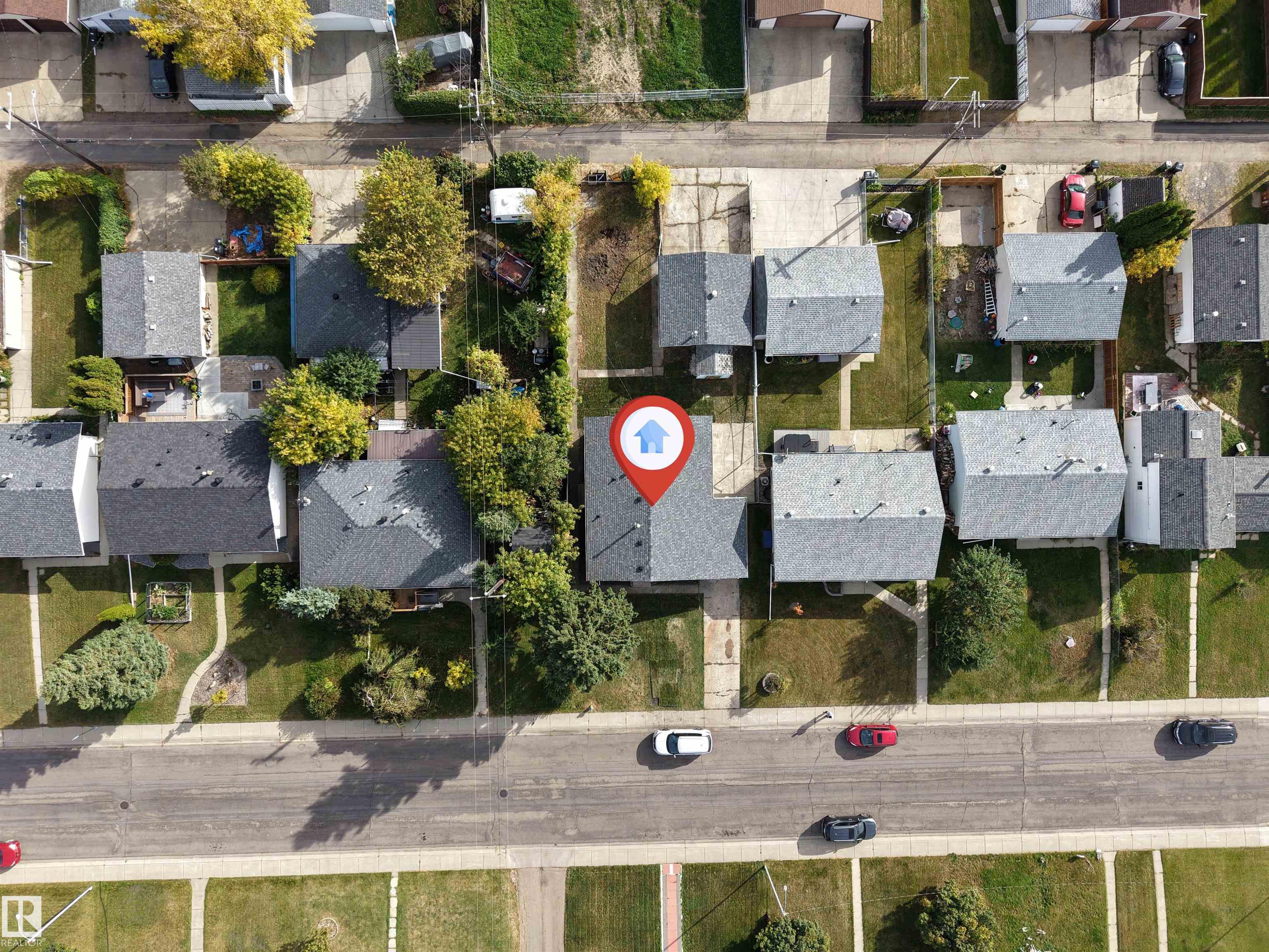 Photo 13 at 12811 135 Street NW, Athlone, Edmonton