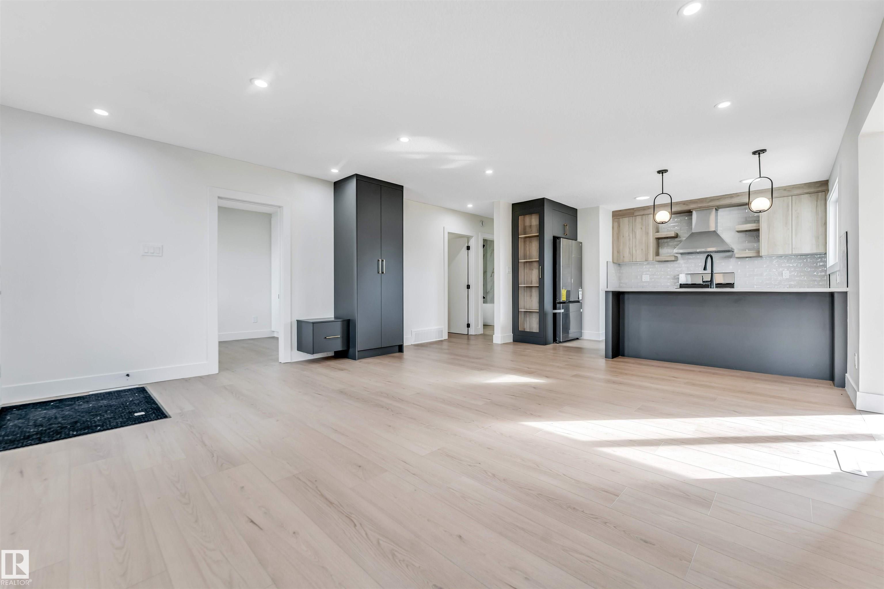 Photo 17 at 12811 135 Street NW, Athlone, Edmonton