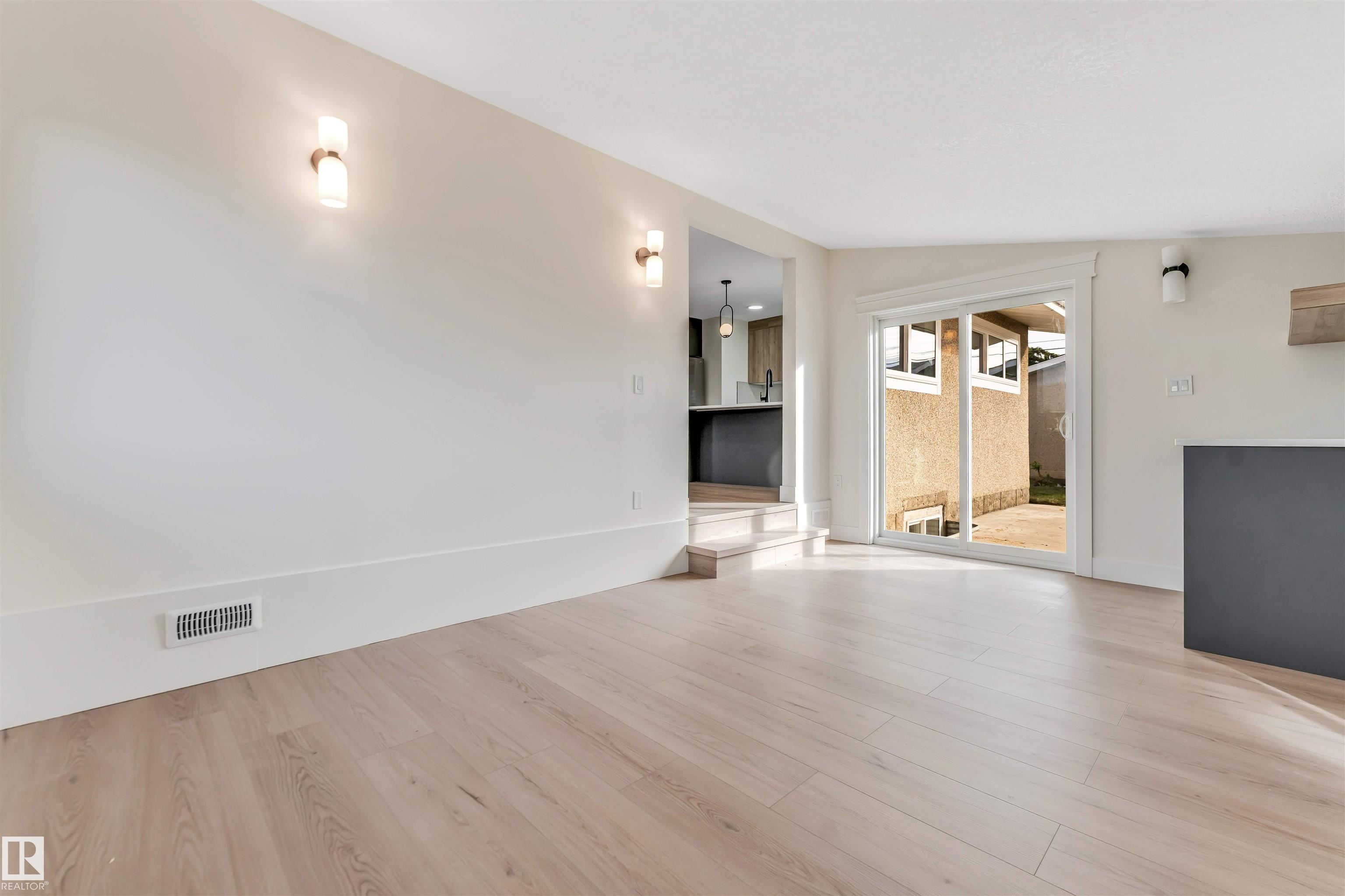 Photo 21 at 12811 135 Street NW, Athlone, Edmonton