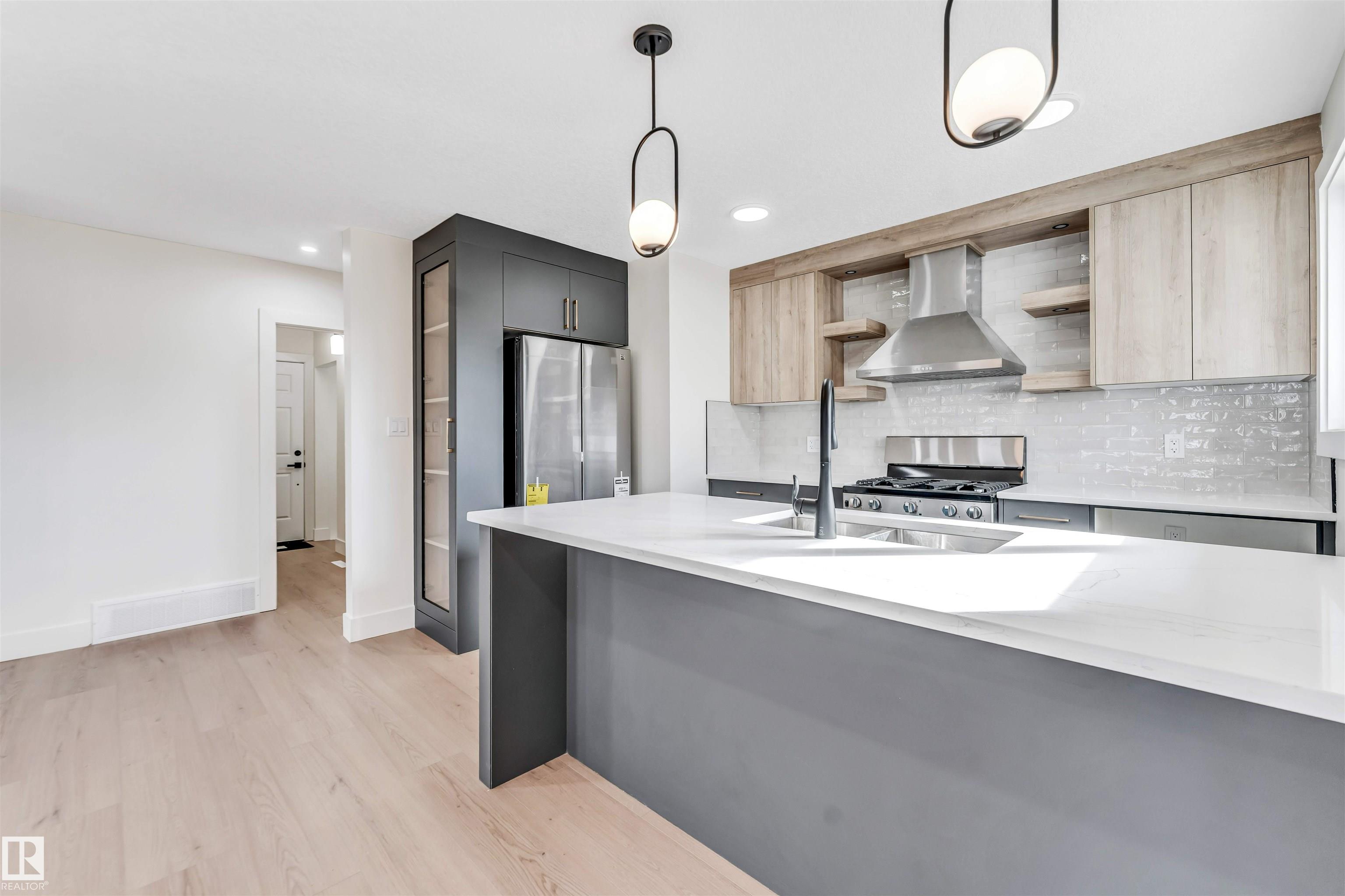Photo 22 at 12811 135 Street NW, Athlone, Edmonton