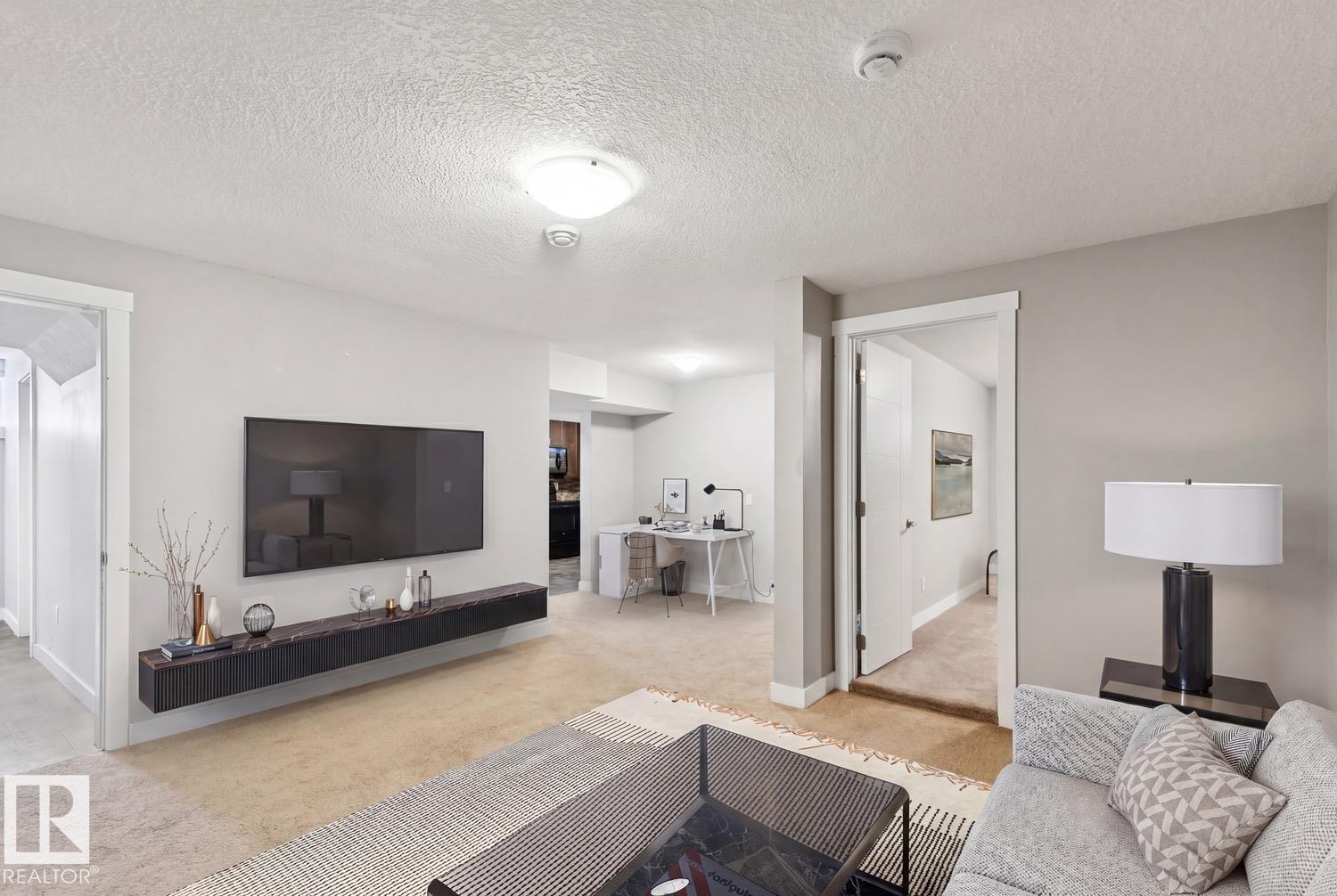 https://zimg.paragon.ice.com/ParagonImages/Property/PM/RAE/225424520/13/0/0/fc24c26fc97ade8ea6a829d313a481ca/1/3766724436264d83859ed60f96ce6ba8/225424520-067b0c67-6d98-4fc6-87ab-a861702cfba7.JPG