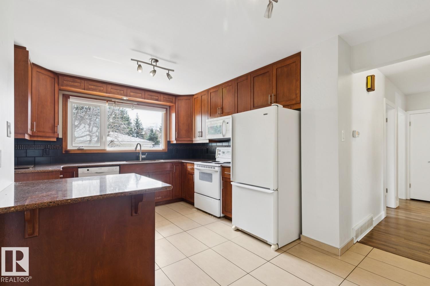 Picture for 11451 48 AV NW