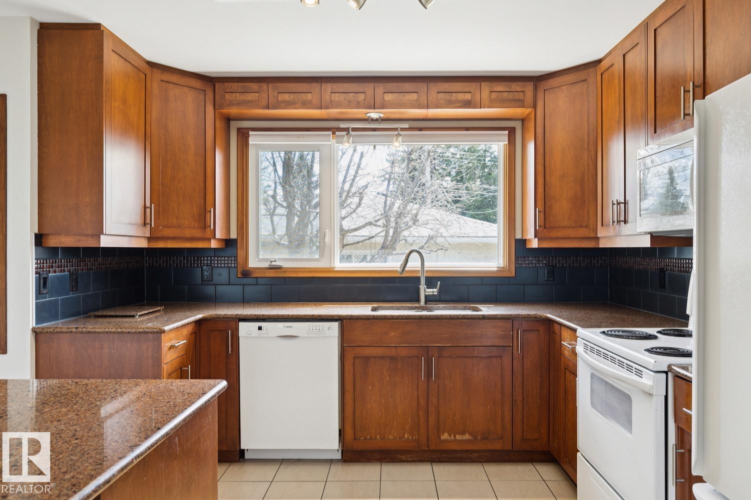 Picture for 11451 48 AV NW
