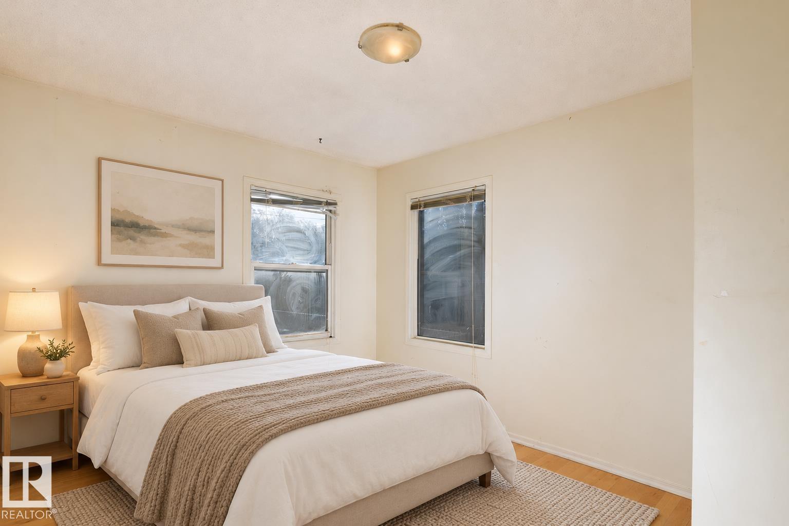 Photo 11 at 11321 89 Street NW, Parkdale, Edmonton