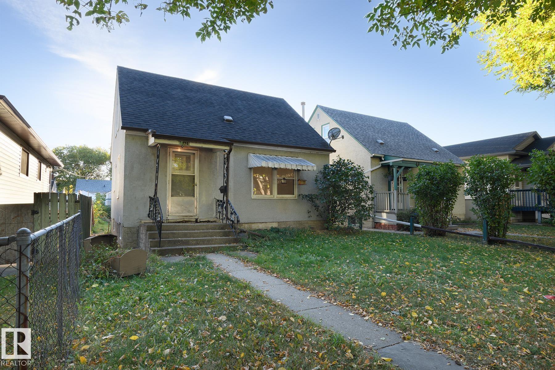 Photo 27 at 11321 89 Street NW, Parkdale, Edmonton