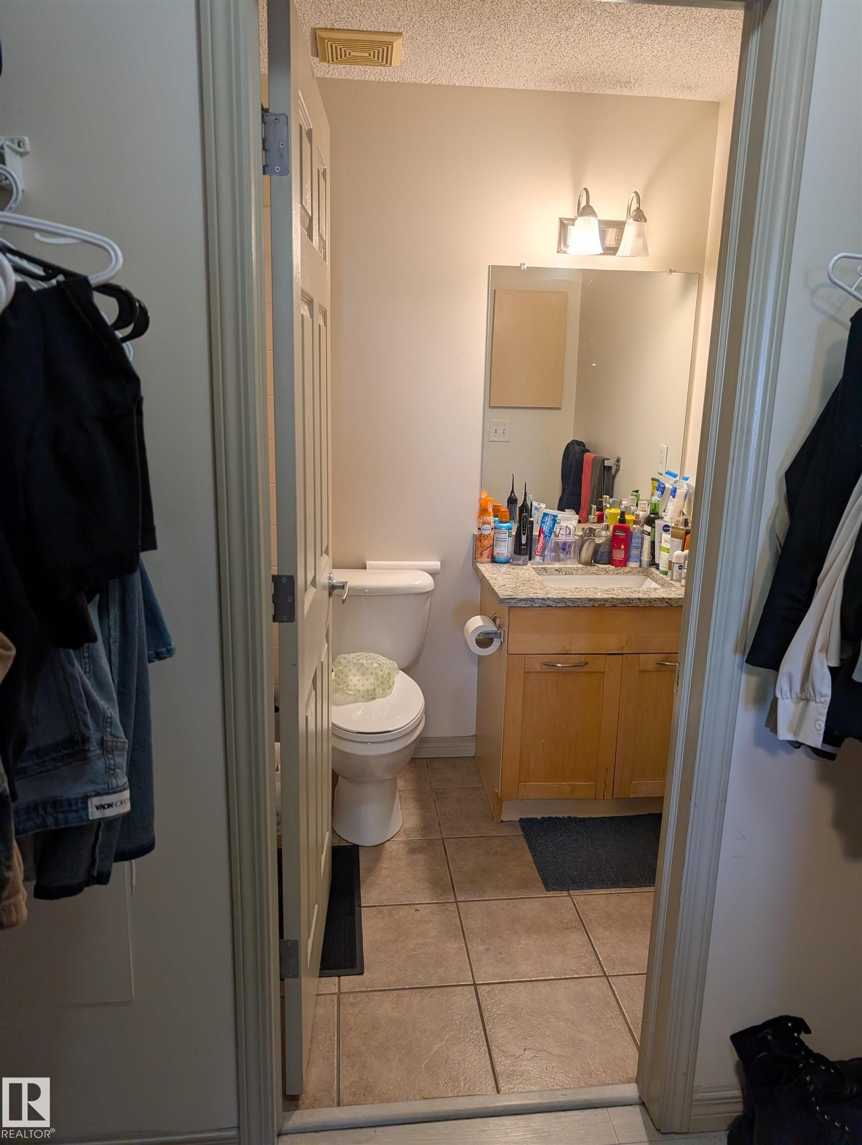1-504, 4245 139 Avenue NW, Clareview Town Centre, Edmonton