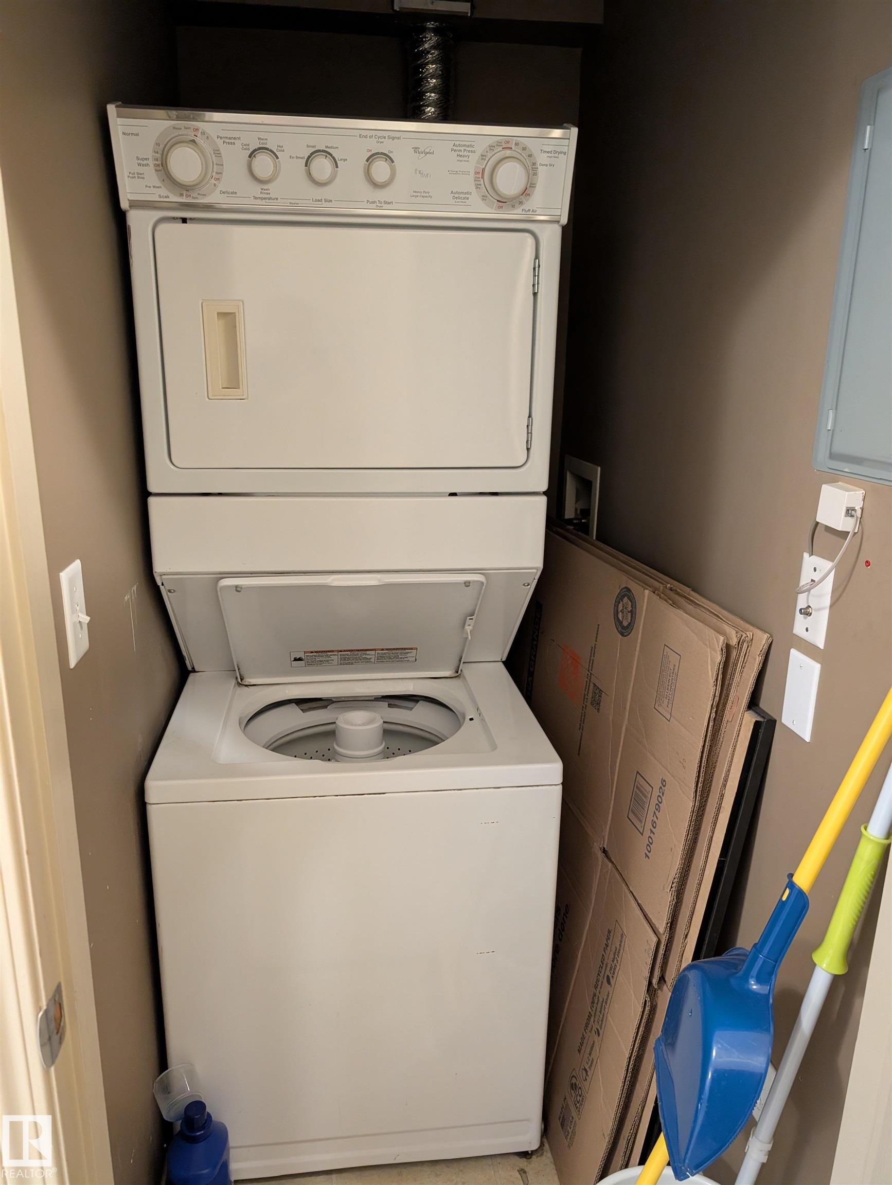 1-504, 4245 139 Avenue NW, Clareview Town Centre, Edmonton