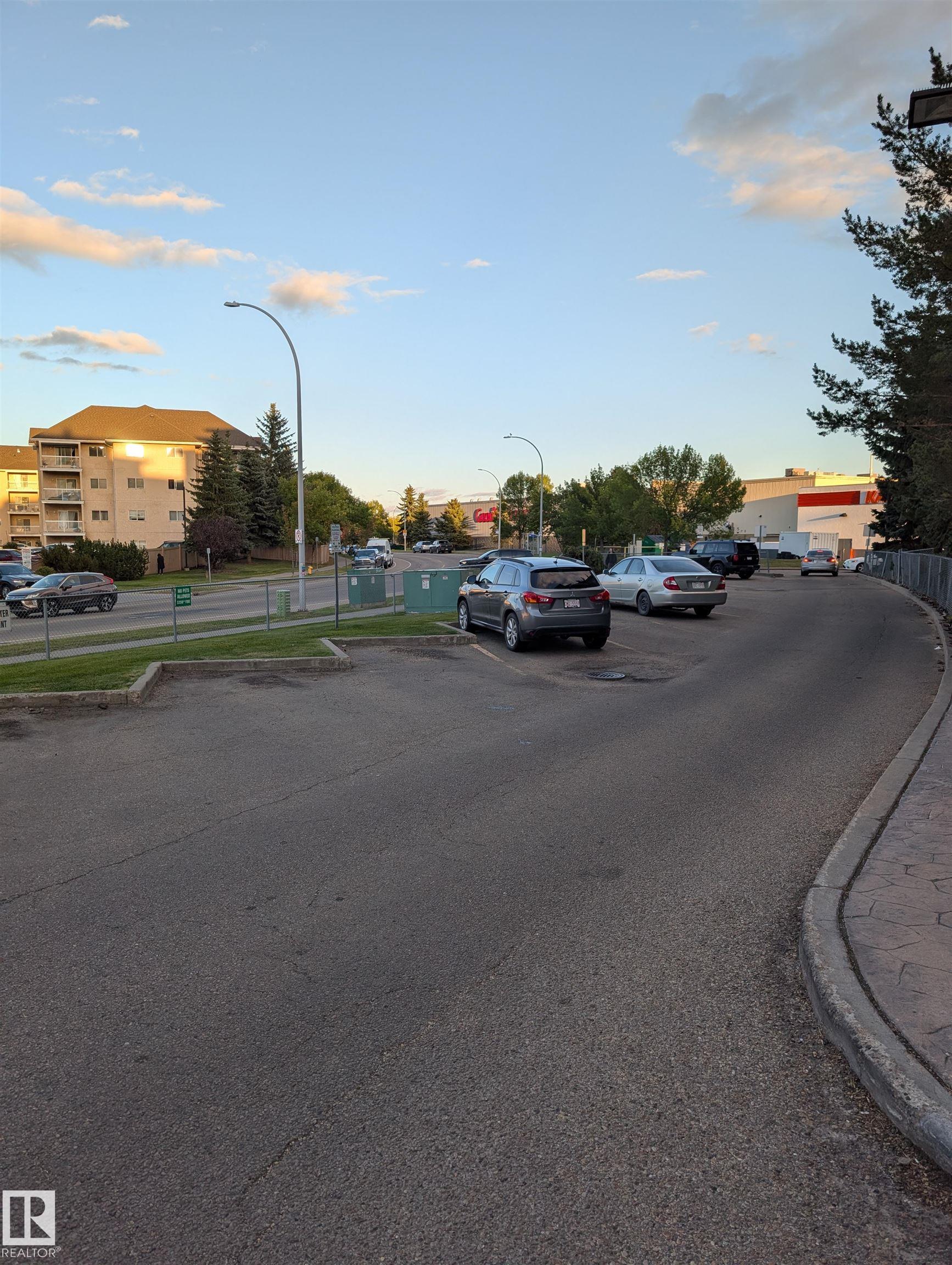 Photo 10 at 1-504, 4245 139 Avenue NW, Clareview Town Centre, Edmonton