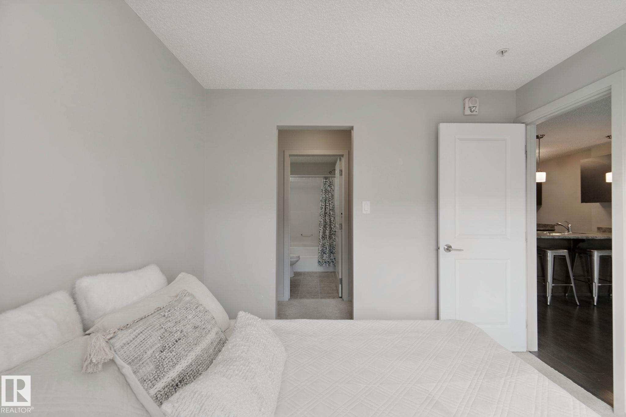 Photo 12 at 330 - 344 Windermere Road NW, Windermere, Edmonton