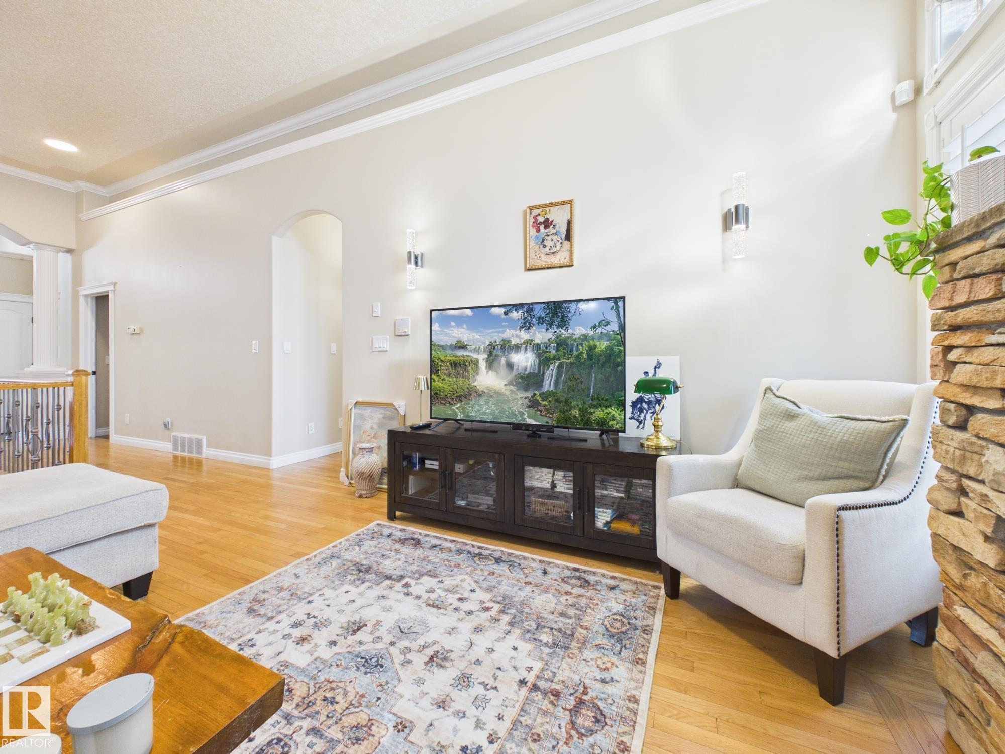 Photo 18 at 14815 16 Street NW, Fraser, Edmonton