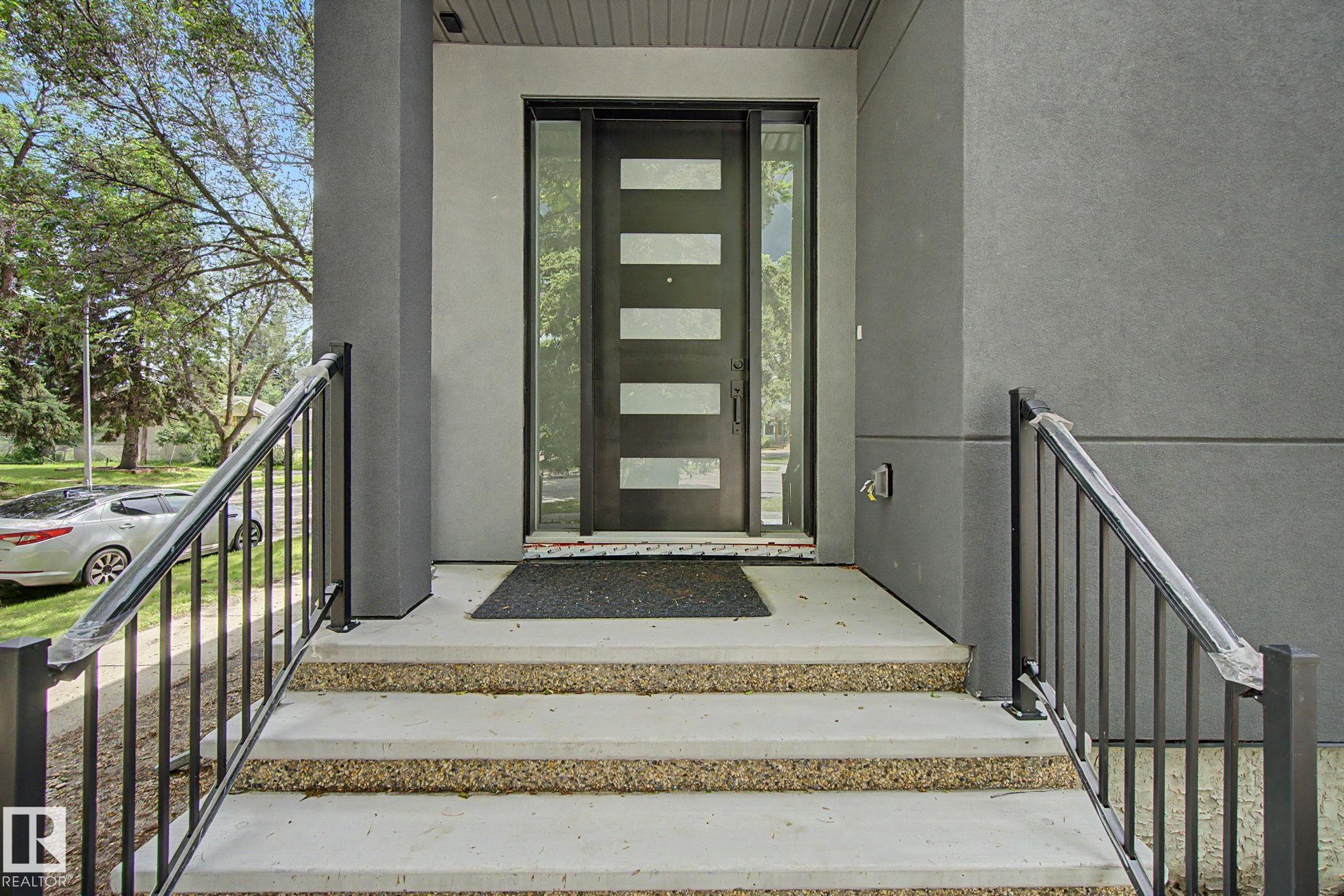 Picture for 7603 92 AV NW