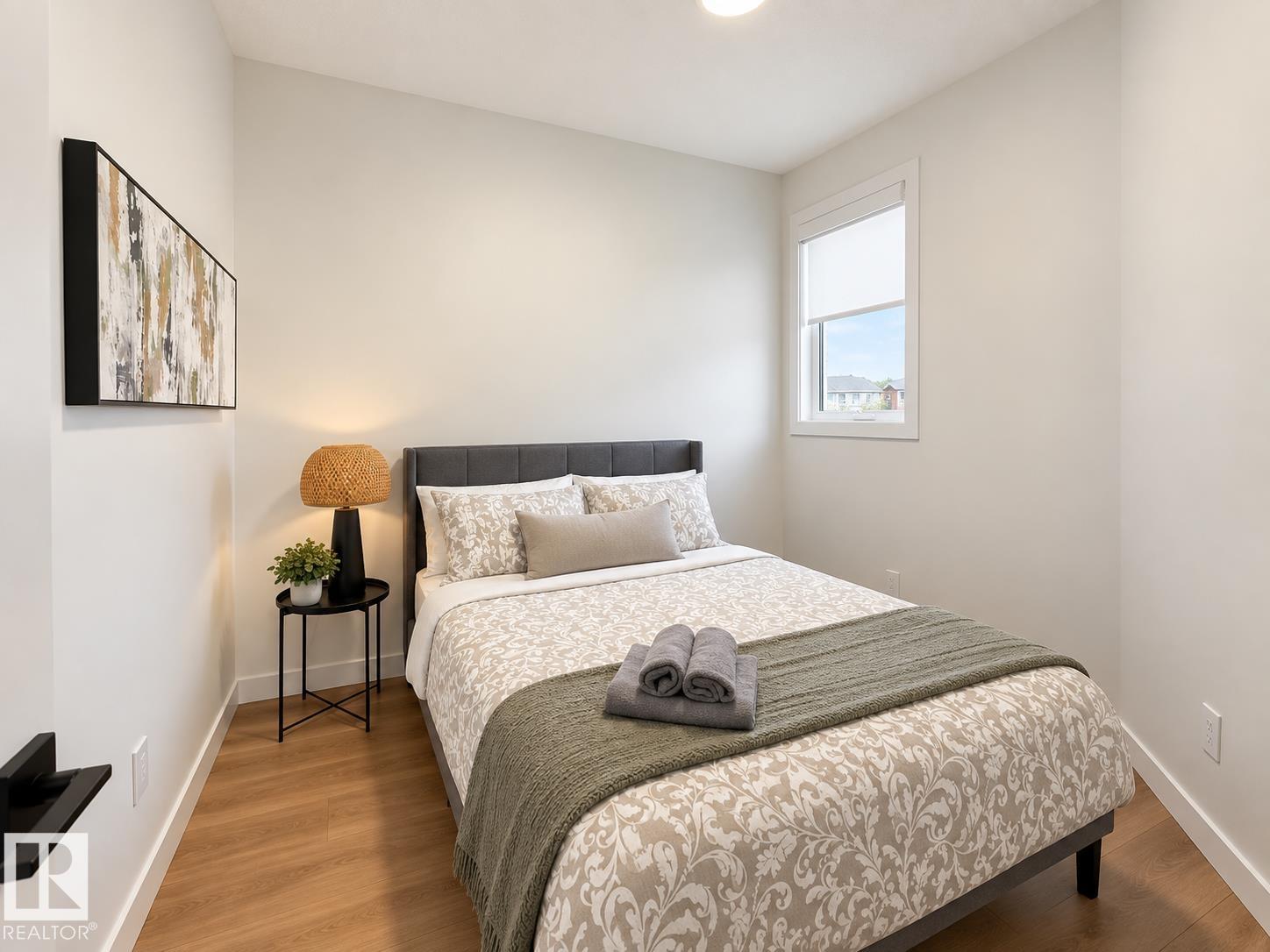 Picture for 21335 36 AV NW