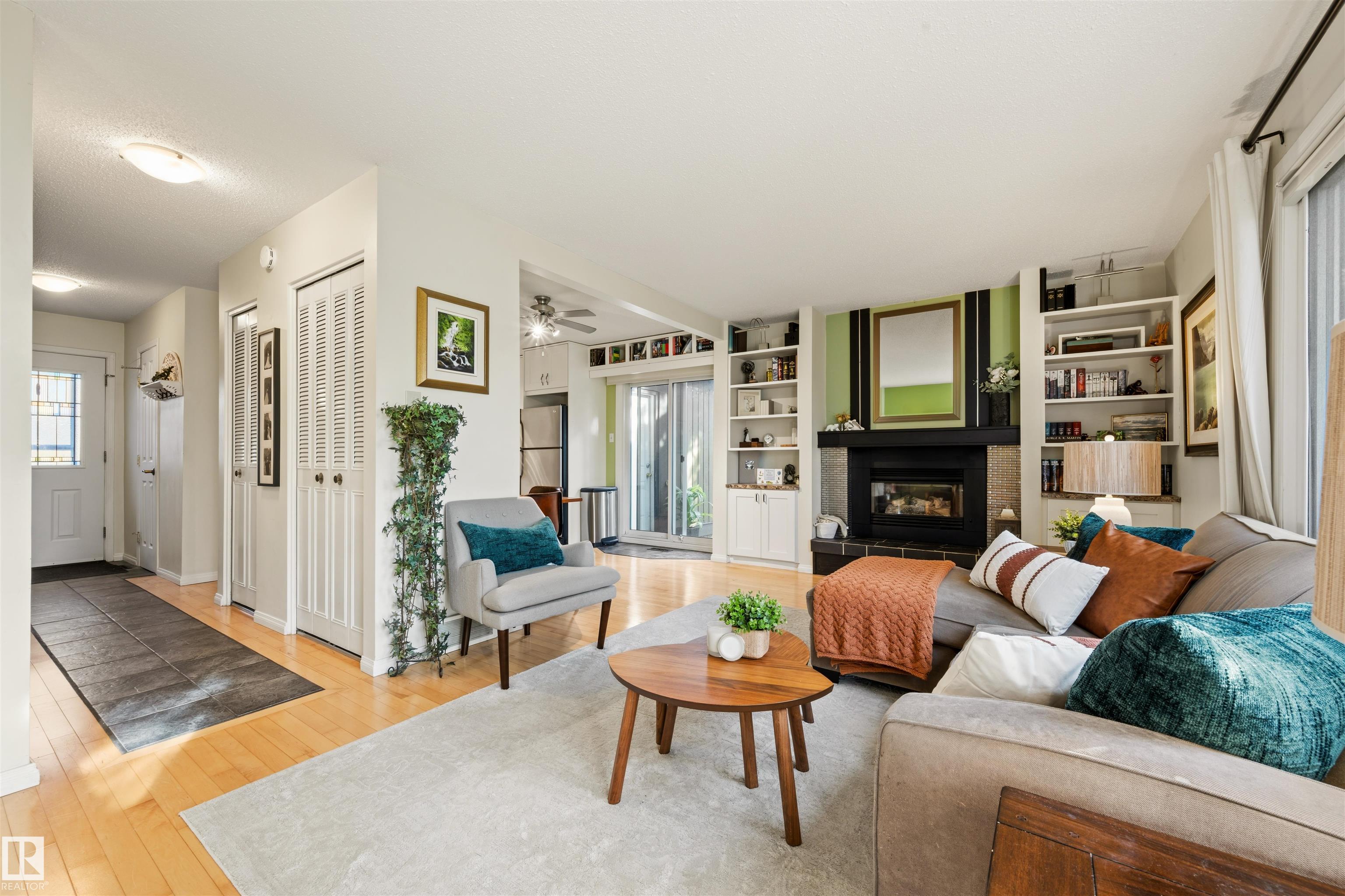 7067 32 Avenue NW, Kameyosek, Edmonton