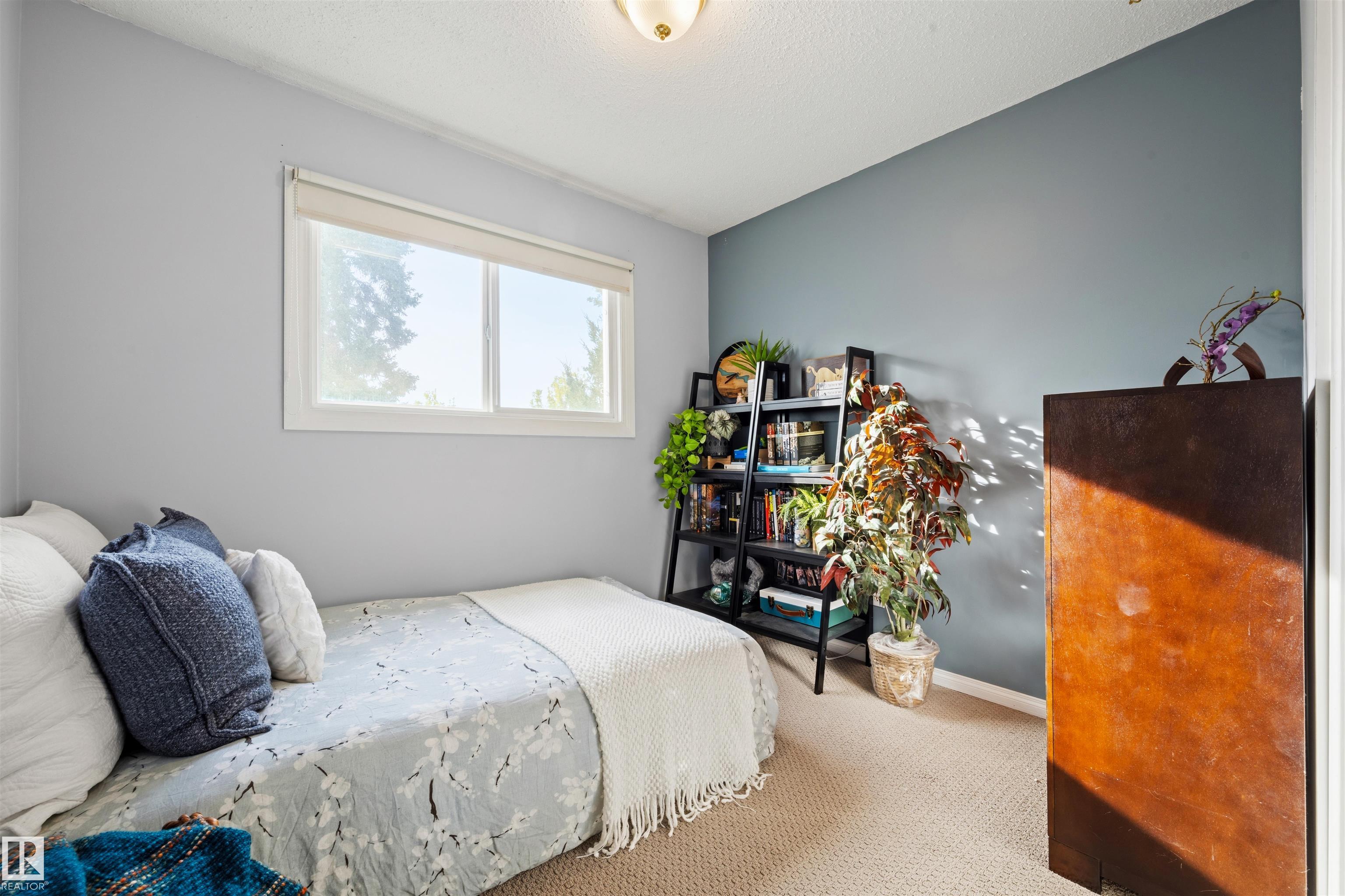 Photo 25 at 7067 32 Avenue NW, Kameyosek, Edmonton