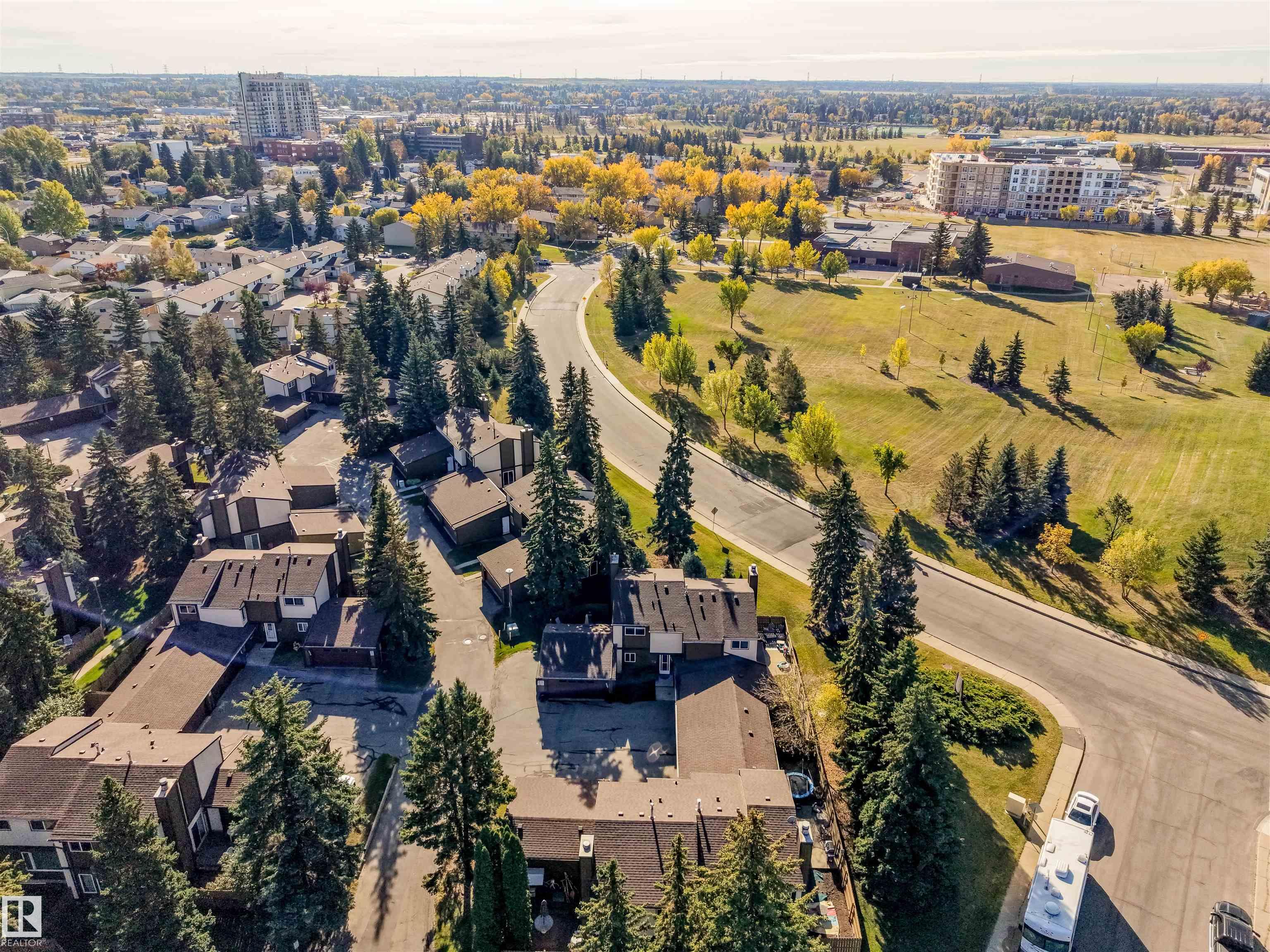 Photo 49 at 7067 32 Avenue NW, Kameyosek, Edmonton
