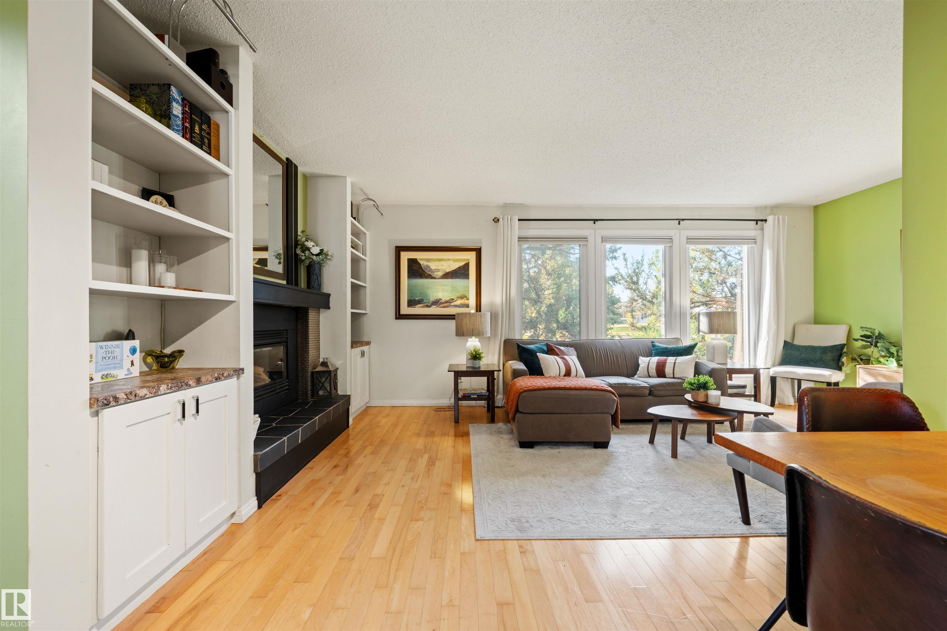 Photo 9 at 7067 32 Avenue NW, Kameyosek, Edmonton