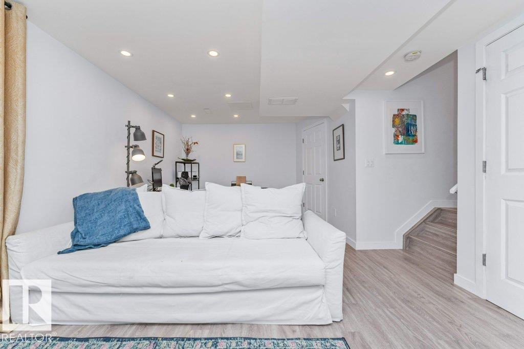 Photo 32 at 12059 19 Avenue SW, Rutherford, Edmonton