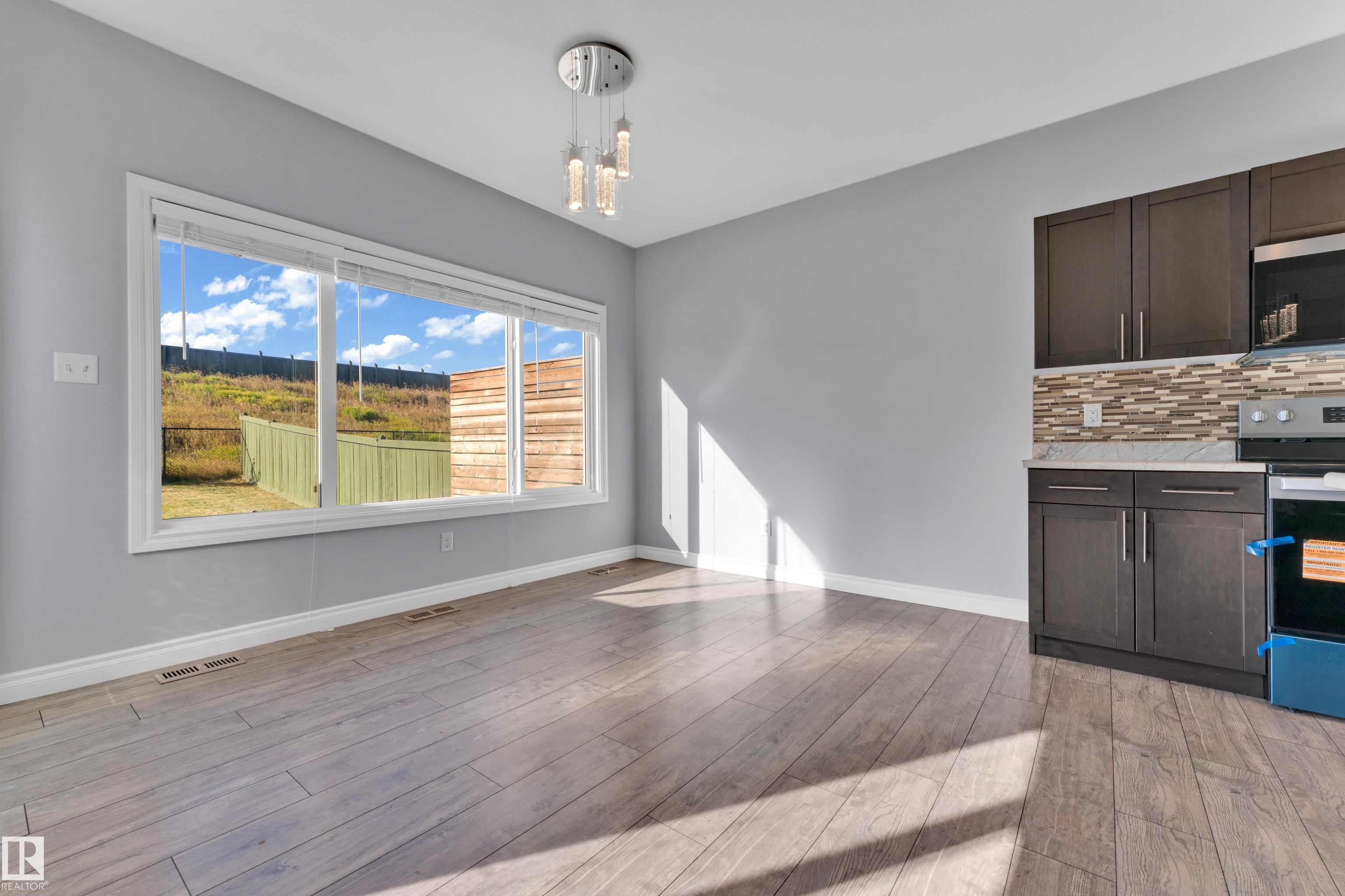 Photo 14 at 4359 126 Avenue NW, Homesteader, Edmonton