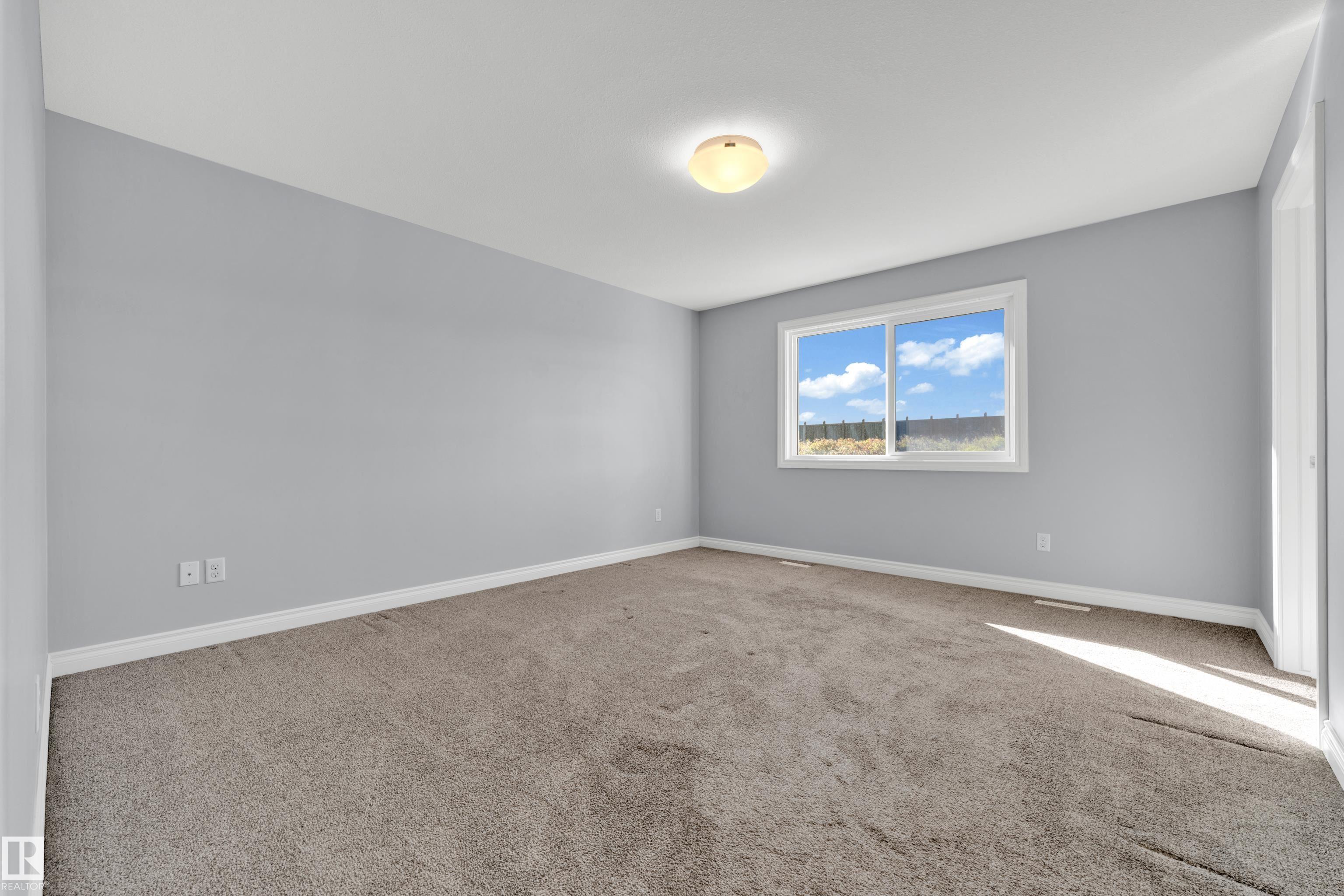 Photo 20 at 4359 126 Avenue NW, Homesteader, Edmonton