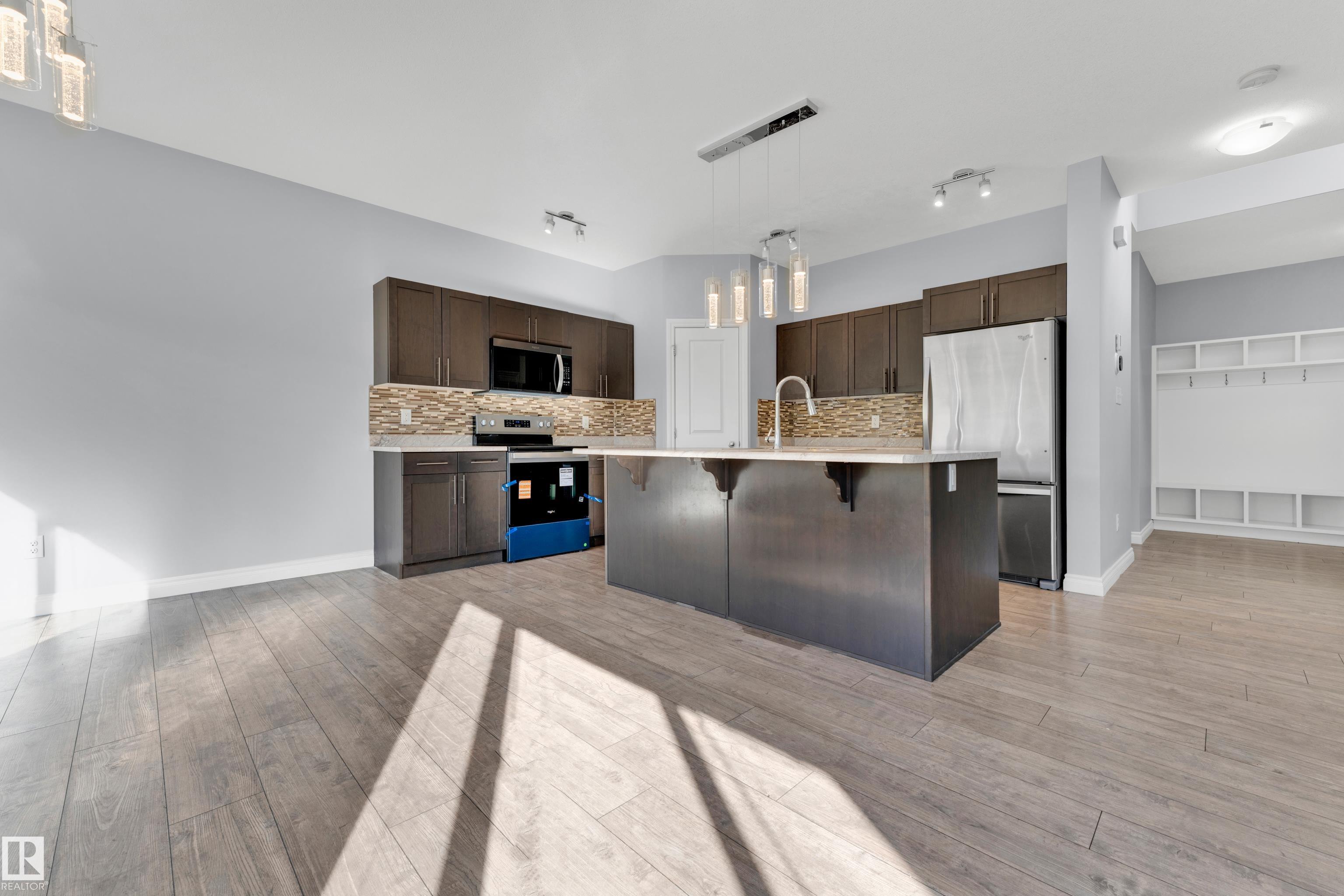 Photo 8 at 4359 126 Avenue NW, Homesteader, Edmonton