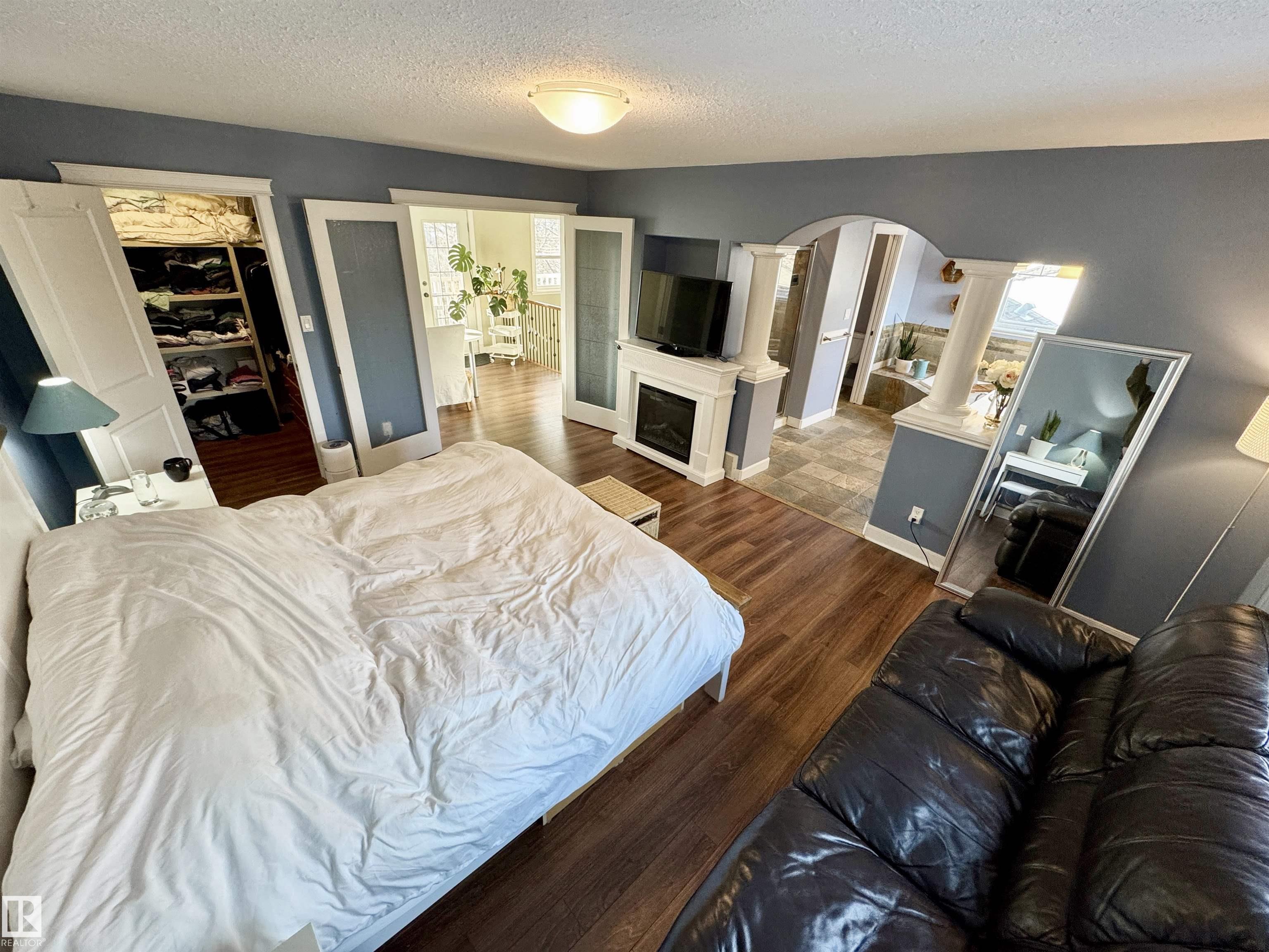 Photo 7 at 4825 Ada Boulevard NW, Beverly Heights, Edmonton