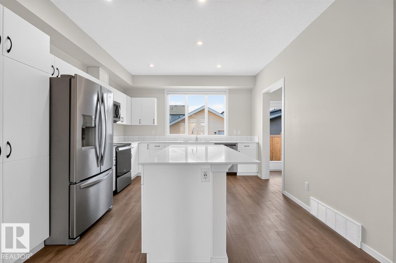Photo 12 at 9478 Colak Lane SW, Chappelle Area, Edmonton