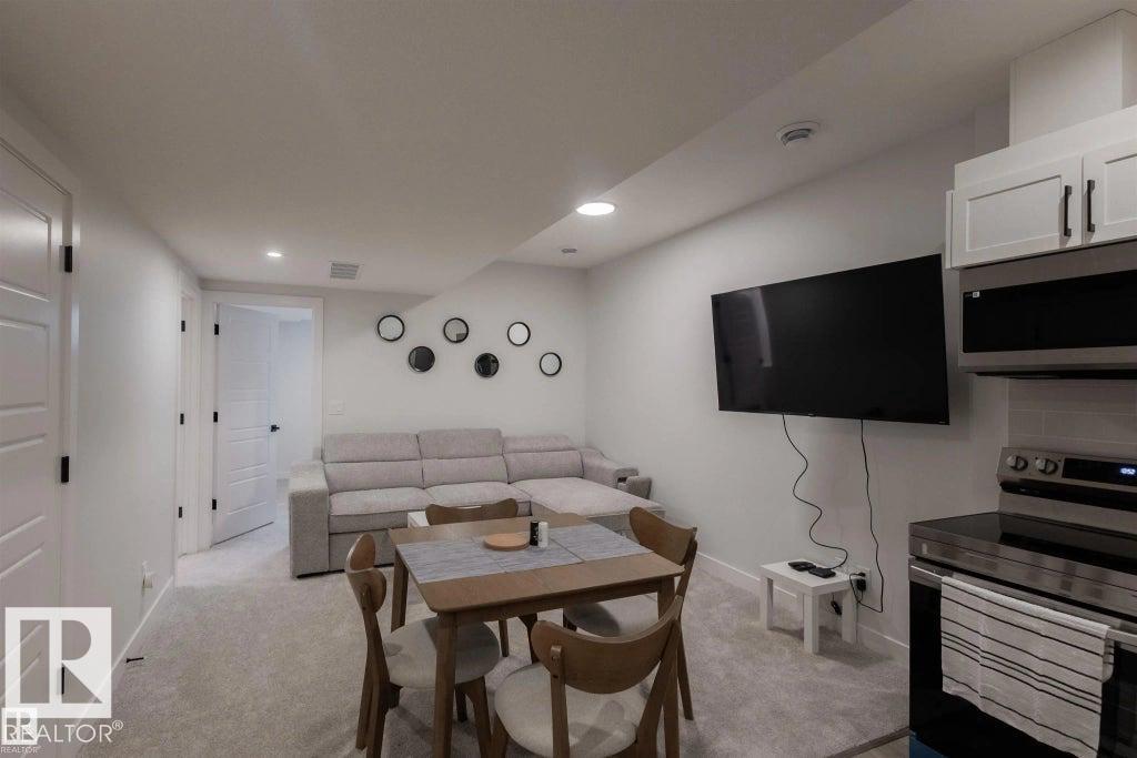 Photo 15 at 22519 88 Avenue NW, Rosenthal, Edmonton