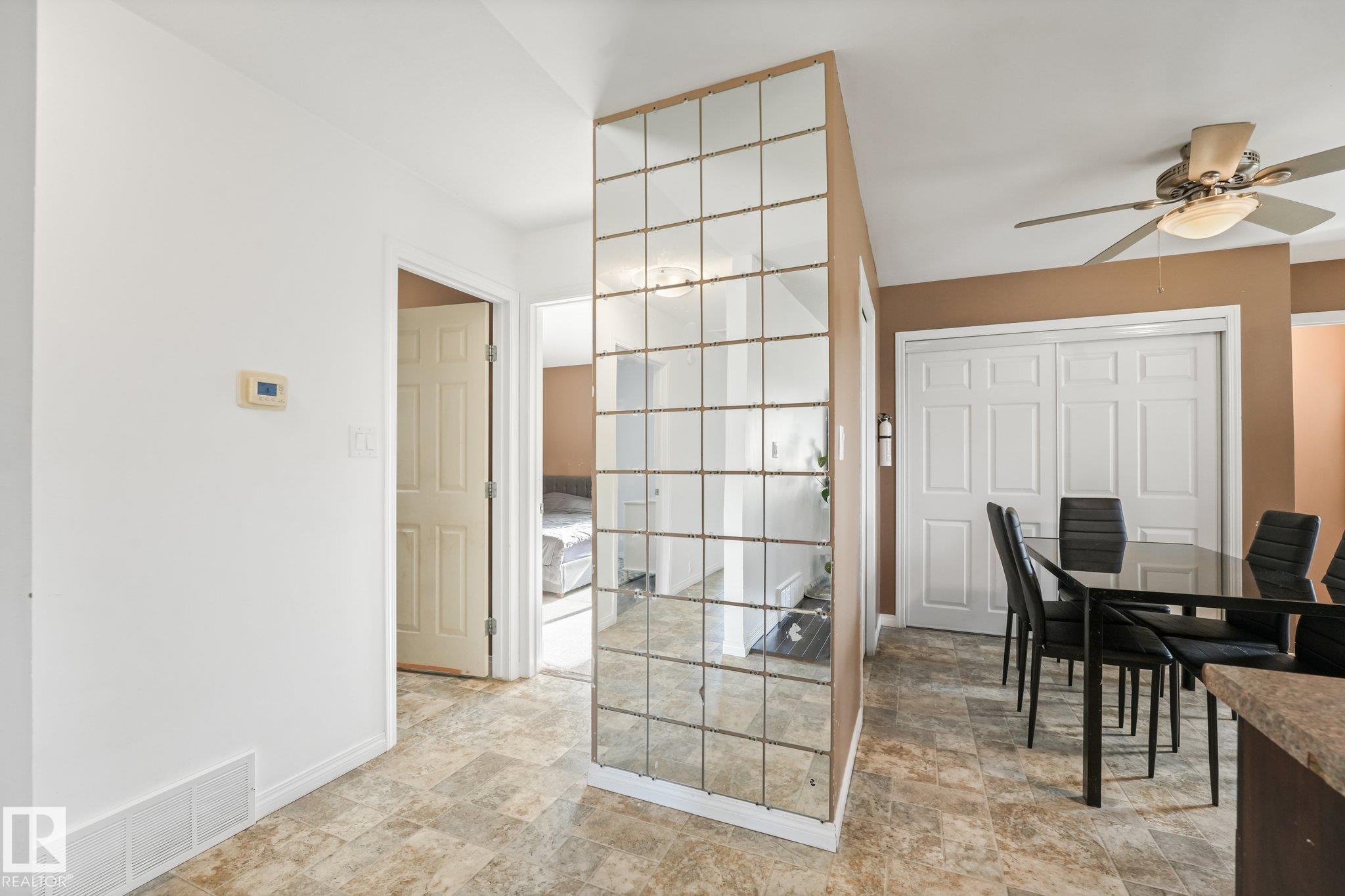 https://zimg.paragon.ice.com/ParagonImages/Property/PM/RAE/225424621/10/0/0/ae69c75bef9135d4f7f73ec7071939f2/1/5f601237266c567183cc09b4d536d624/225424621-e09bc9f4-ddaa-4b0b-95cb-07c67377f4fe.JPG