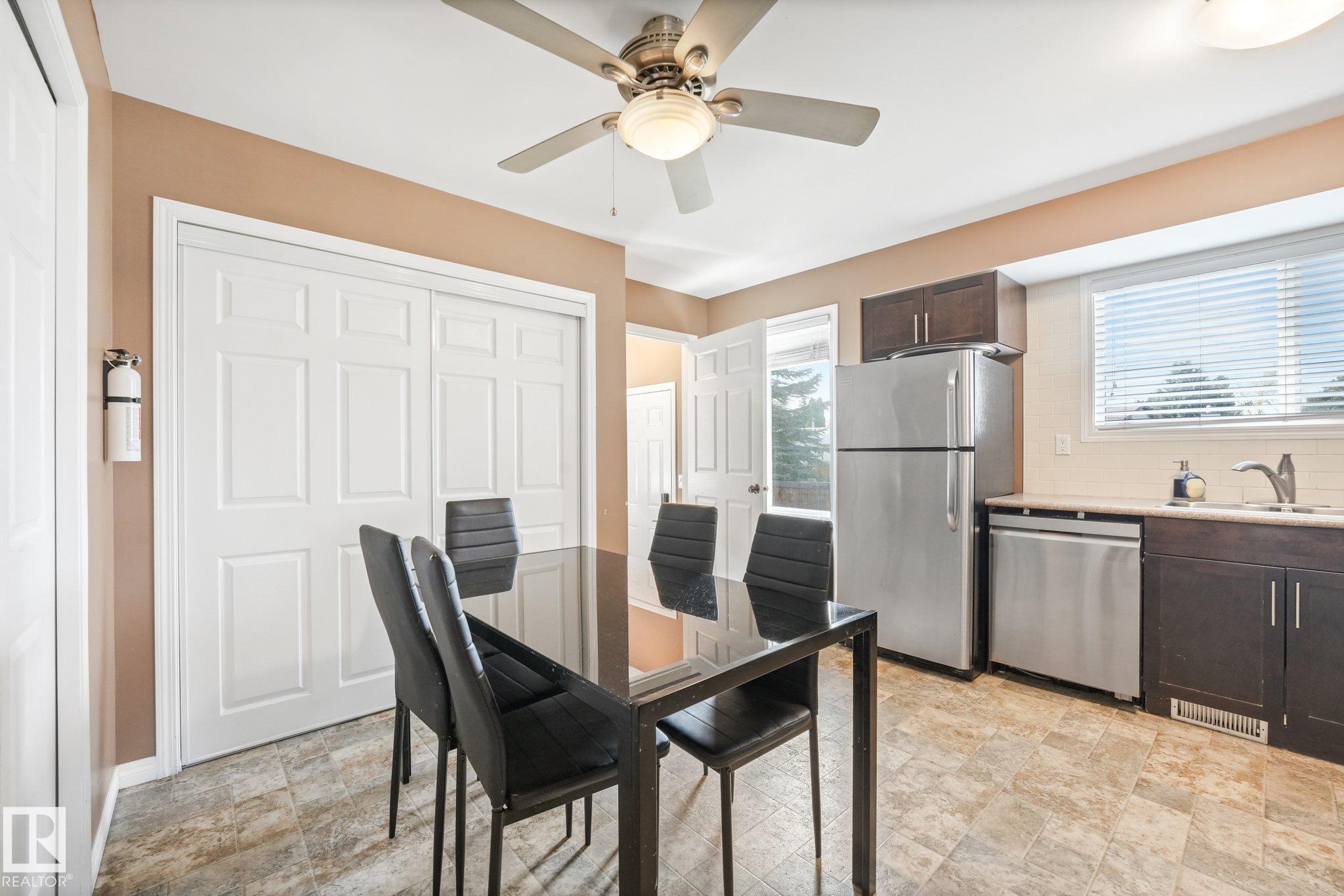 https://zimg.paragon.ice.com/ParagonImages/Property/PM/RAE/225424621/13/0/0/cf60addae2d3801afe83f014c1dcf485/1/5f601237266c567183cc09b4d536d624/225424621-e24dcb99-3efe-44ea-8e17-94295d1f8a14.JPG