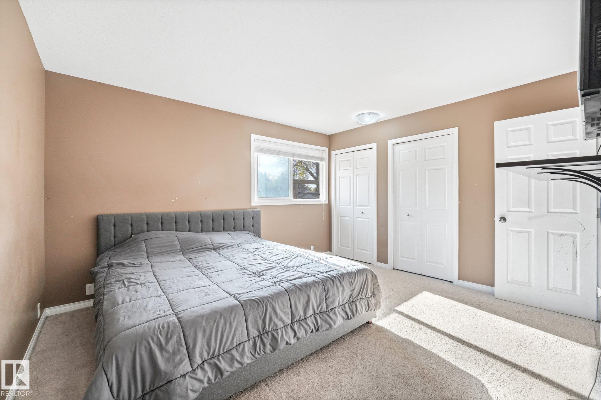 https://zimg.paragon.ice.com/ParagonImages/Property/PM/RAE/225424621/19/0/0/b464658a358525b559a01d35a6e12387/1/5f601237266c567183cc09b4d536d624/225424621-fb029dff-8742-4d40-82d1-e3a361073f52.JPG