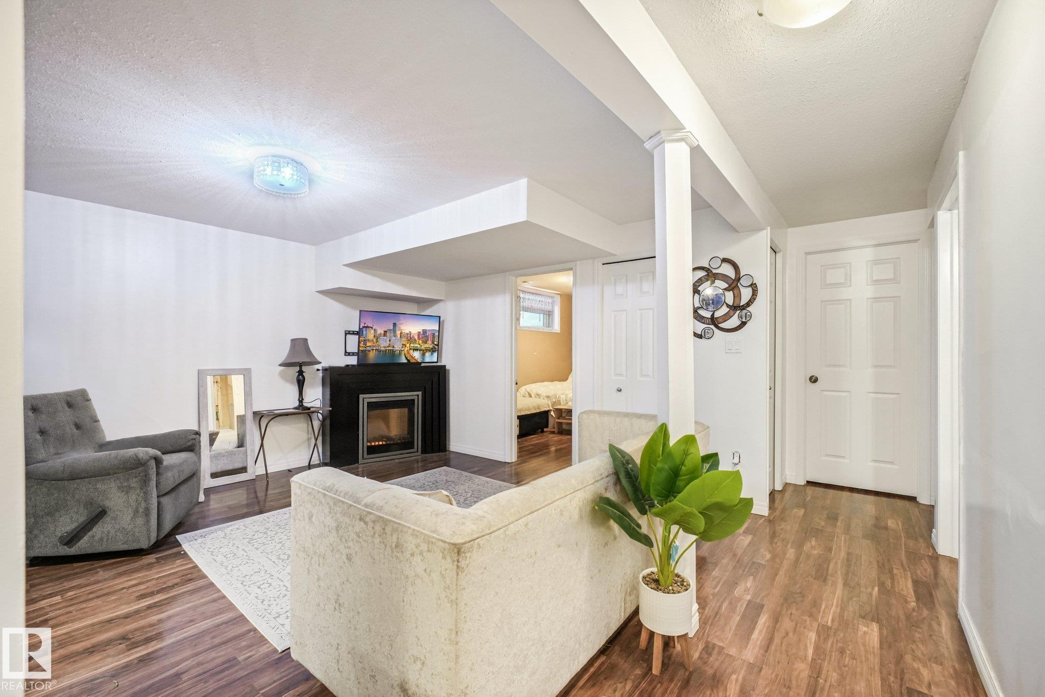 https://zimg.paragon.ice.com/ParagonImages/Property/PM/RAE/225424621/31/0/0/66d0b6a0d0d7a710e2e9a26ec0c3bbb1/1/5f601237266c567183cc09b4d536d624/225424621-8cd509f4-d4e3-4d91-9ac0-e71f4bab73e6.JPG