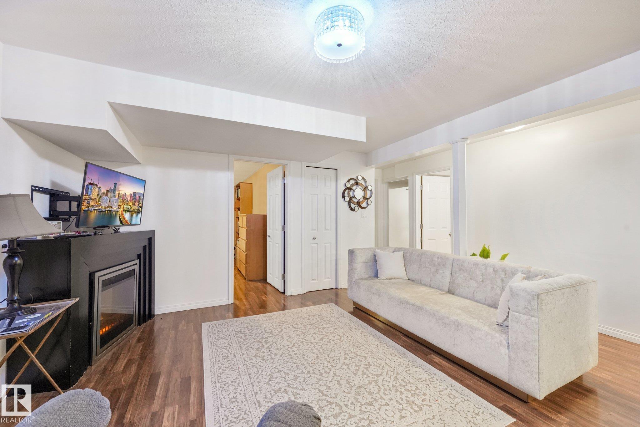 https://zimg.paragon.ice.com/ParagonImages/Property/PM/RAE/225424621/34/0/0/dd469f25f4b3356c97ff9c85fbb8676d/1/5f601237266c567183cc09b4d536d624/225424621-9f436839-eb96-4a1f-a859-8934c830faeb.JPG